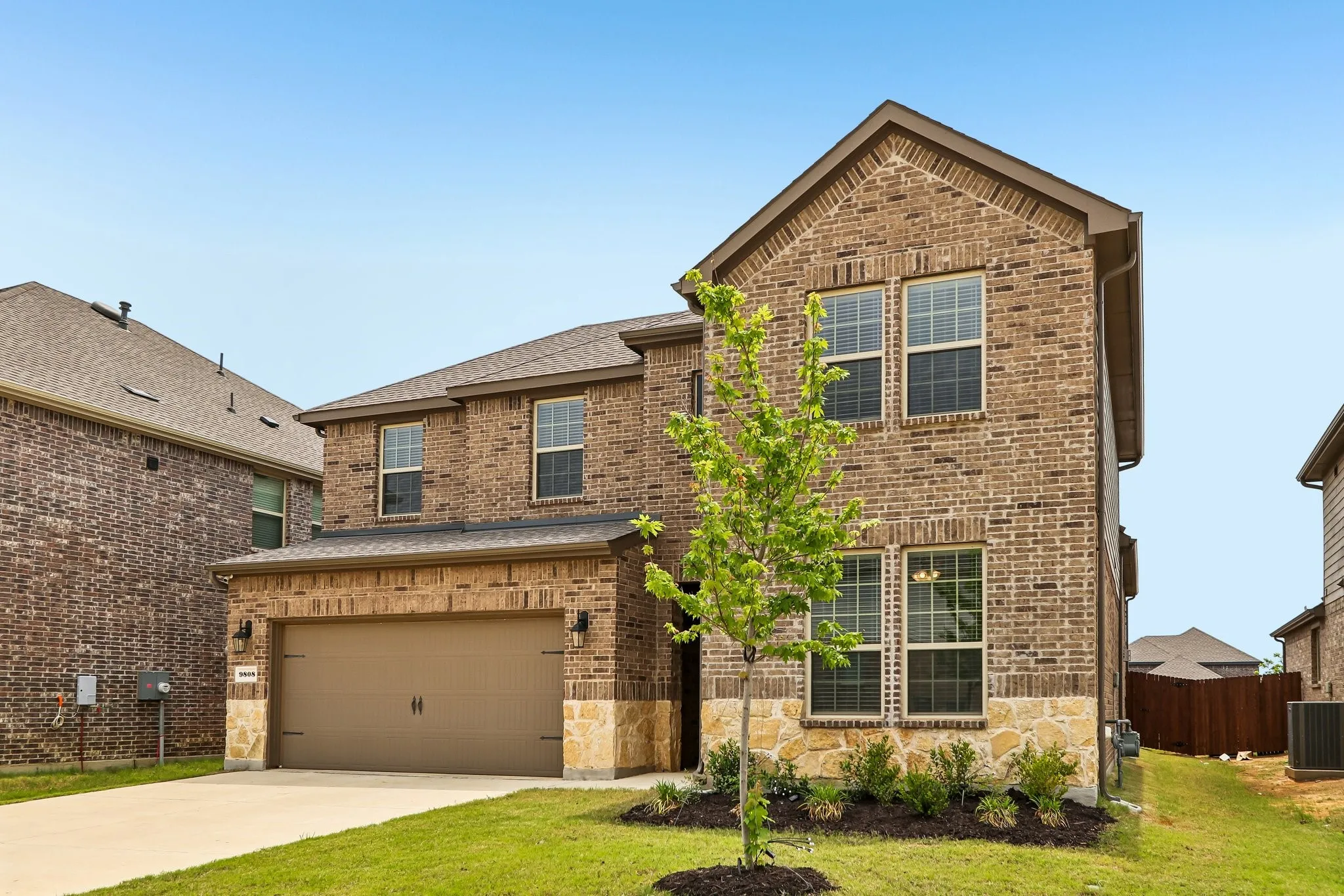 Single Family Residence For Sale in Denton County , 9808 Fall Brook Drive, Aubrey, Texas 76227, 4 Bedroom, 3 Bathroom, 2 Garage spaces, 2,628 Sqft, built in 2024, mls#21354769, Real Estate Agent in Aubrey, Homes For Sale in Denton county, Homes For Sale in Aubrey, Realtor in Aubrey Texas, Real Estate Brokerage Independent Realty Texas, Luminita Cordes Realtor