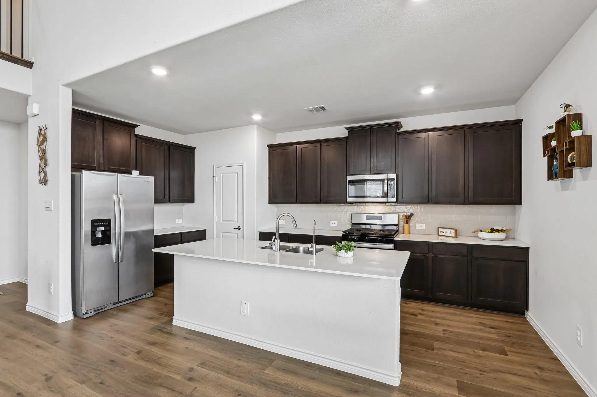 Single Family Residence For Sale in Denton County , 9808 Fall Brook Drive, Aubrey, Texas 76227, 4 Bedroom, 3 Bathroom, 2 Garage spaces, 2,628 Sqft, built in 2024, mls#21354769, Real Estate Agent in Aubrey, Homes For Sale in Denton county, Homes For Sale in Aubrey, Realtor in Aubrey Texas, Real Estate Brokerage Independent Realty Texas, Luminita Cordes Realtor