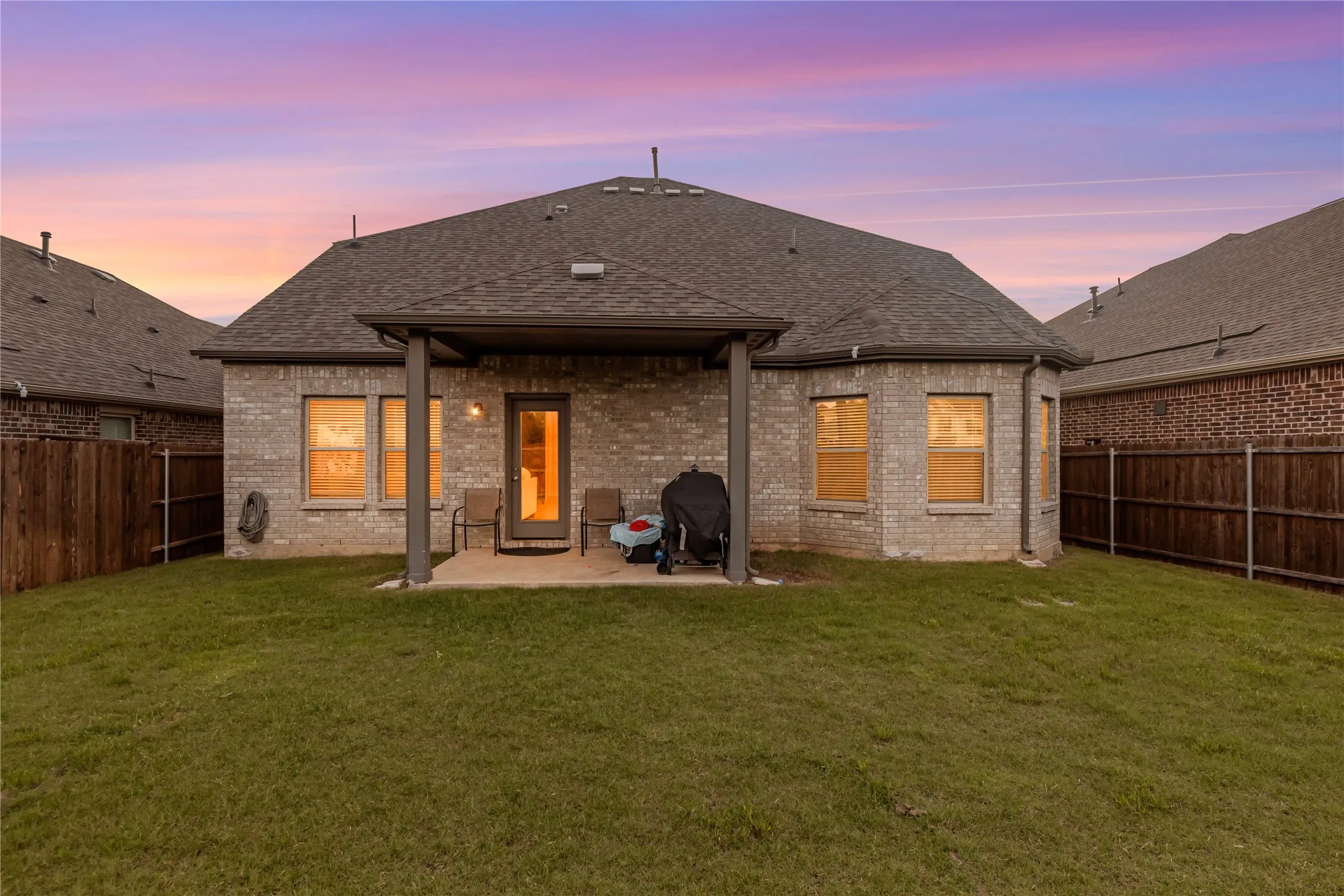 Single Family Residence For Sale in Denton County , 4324 Westminster Avenue, Celina, Texas 76227, 4 Bedroom, 4 Bathroom, 2 Garage spaces, 2,868 Sqft, built in 2022, mls#21353247, Real Estate Agent in Celina, Homes For Sale in Denton county, Homes For Sale in Celina, Realtor in Celina Texas, Real Estate Brokerage Independent Realty Texas, Luminita Cordes Realtor