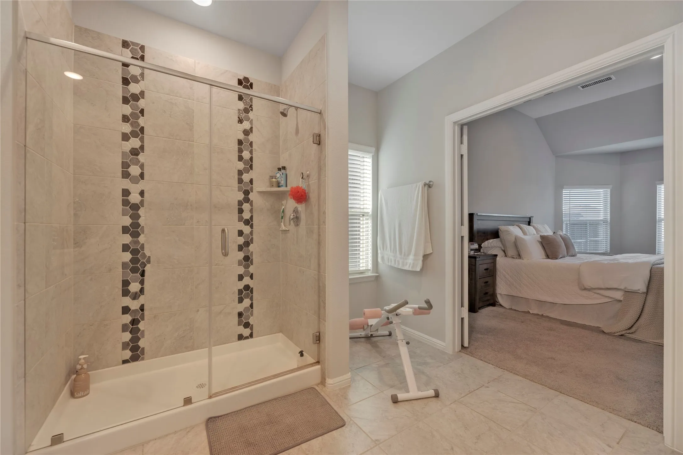 Single Family Residence For Sale in Denton County , 4324 Westminster Avenue, Celina, Texas 76227, 4 Bedroom, 4 Bathroom, 2 Garage spaces, 2,868 Sqft, built in 2022, mls#21353247, Real Estate Agent in Celina, Homes For Sale in Denton county, Homes For Sale in Celina, Realtor in Celina Texas, Real Estate Brokerage Independent Realty Texas, Luminita Cordes Realtor