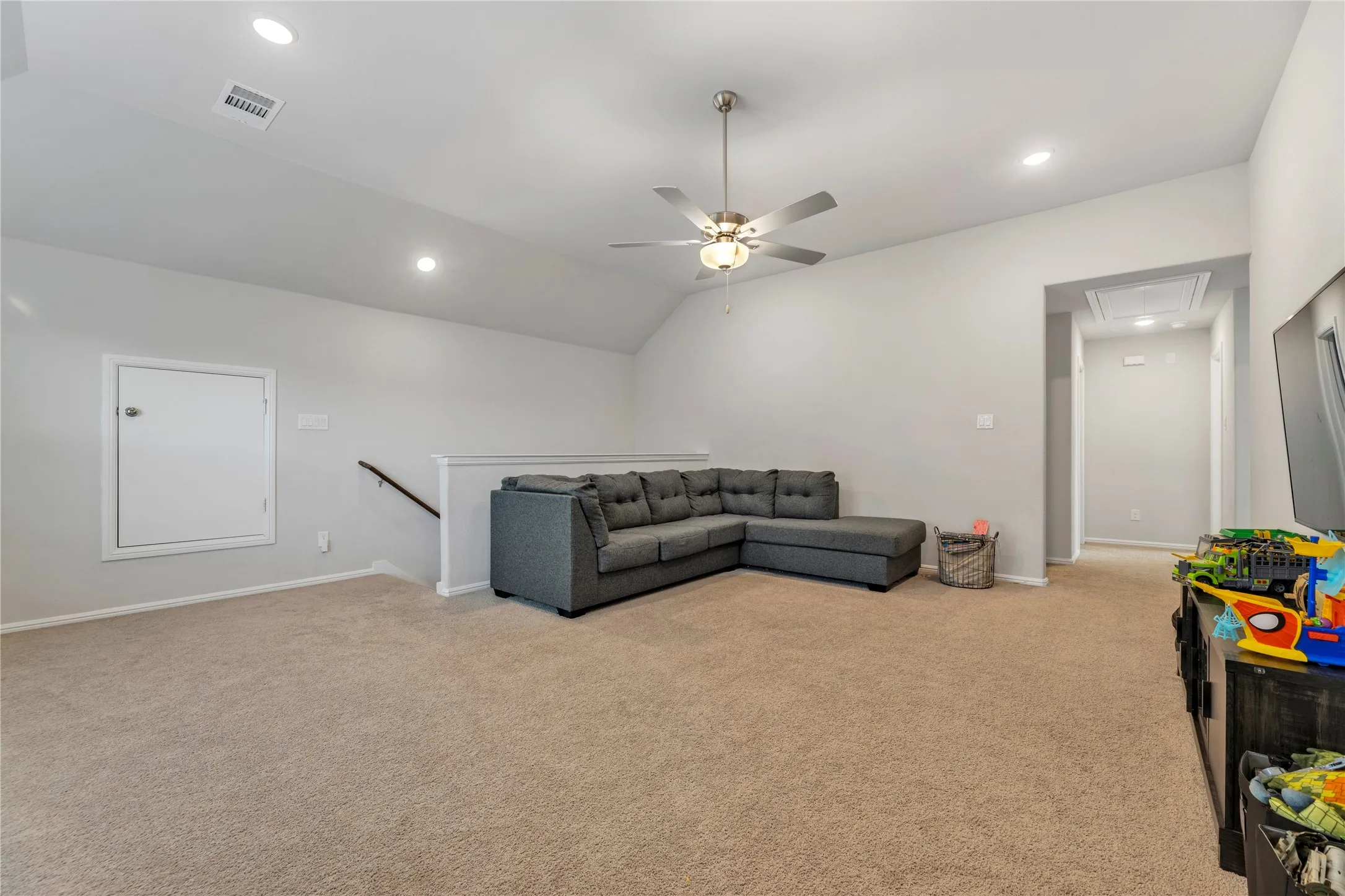 Single Family Residence For Sale in Denton County , 4324 Westminster Avenue, Celina, Texas 76227, 4 Bedroom, 4 Bathroom, 2 Garage spaces, 2,868 Sqft, built in 2022, mls#21353247, Real Estate Agent in Celina, Homes For Sale in Denton county, Homes For Sale in Celina, Realtor in Celina Texas, Real Estate Brokerage Independent Realty Texas, Luminita Cordes Realtor