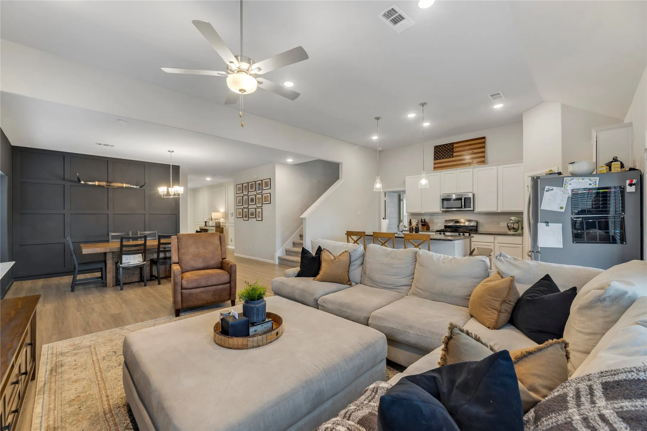 Single Family Residence For Sale in Denton County , 4324 Westminster Avenue, Celina, Texas 76227, 4 Bedroom, 4 Bathroom, 2 Garage spaces, 2,868 Sqft, built in 2022, mls#21353247, Real Estate Agent in Celina, Homes For Sale in Denton county, Homes For Sale in Celina, Realtor in Celina Texas, Real Estate Brokerage Independent Realty Texas, Luminita Cordes Realtor