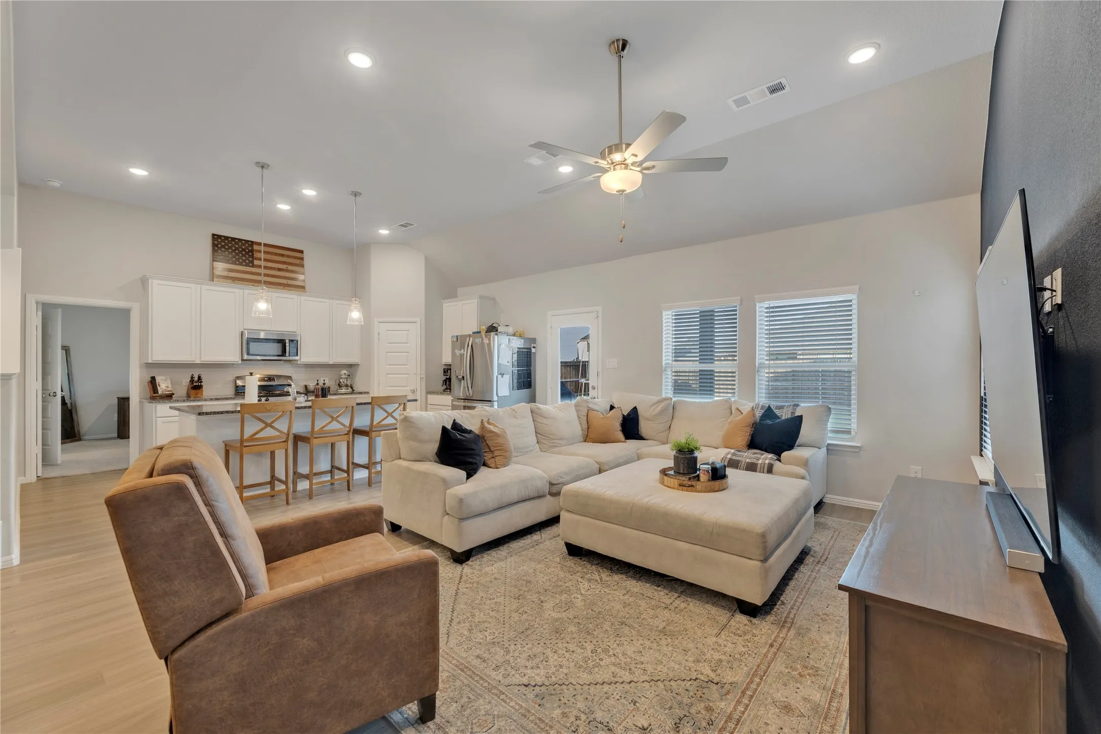 Single Family Residence For Sale in Denton County , 4324 Westminster Avenue, Celina, Texas 76227, 4 Bedroom, 4 Bathroom, 2 Garage spaces, 2,868 Sqft, built in 2022, mls#21353247, Real Estate Agent in Celina, Homes For Sale in Denton county, Homes For Sale in Celina, Realtor in Celina Texas, Real Estate Brokerage Independent Realty Texas, Luminita Cordes Realtor
