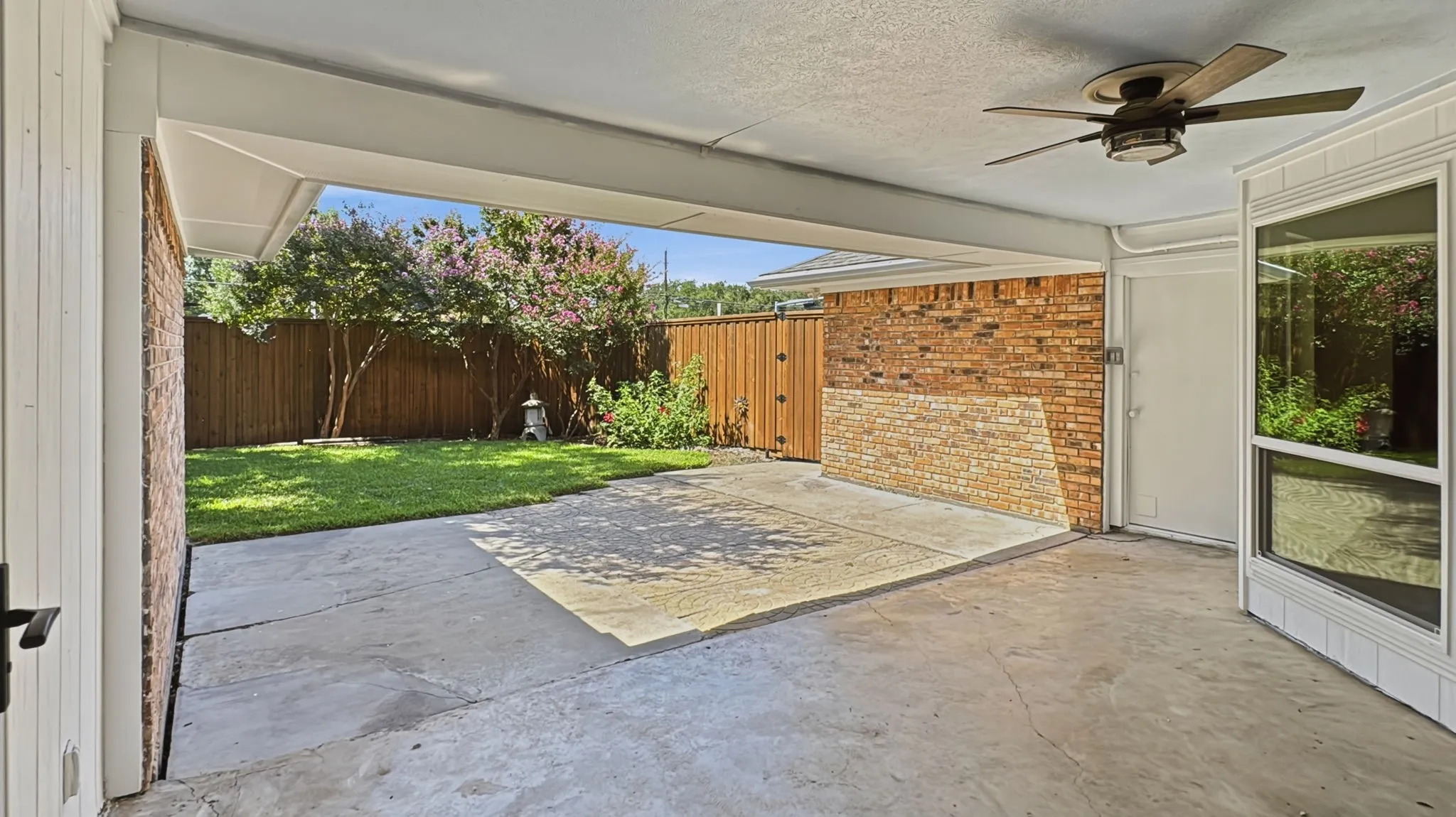 Oversize Patio