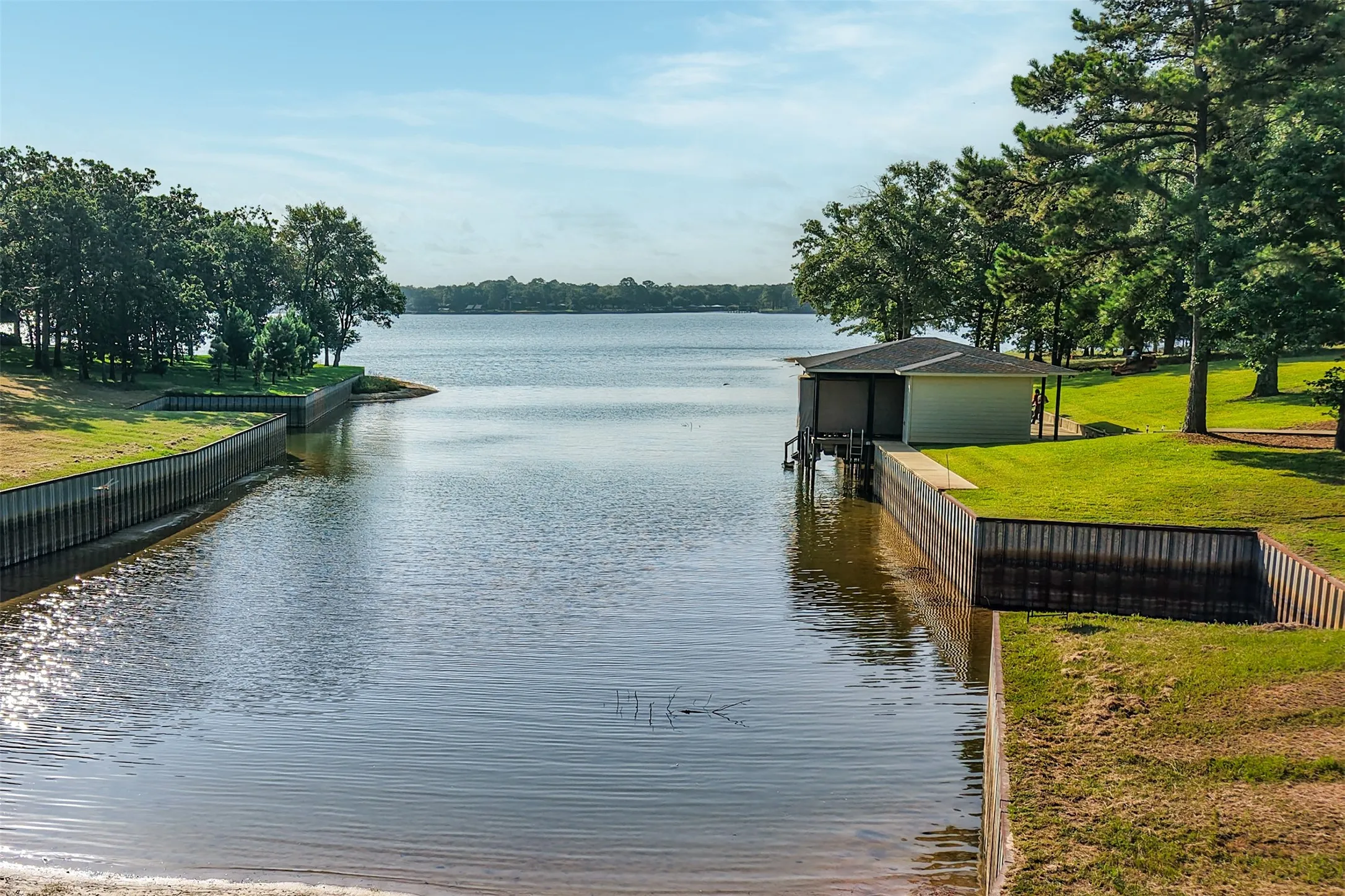 Unimproved Land For Sale in Henderson County , 0 Deerfield Lane, Mabank, Texas 75156, 0, 0, Garage spaces, 0 Sqft, built in 0, Price $650,000, mls#21354781, Real Estate Agent in Mabank, Homes For Sale in Henderson county, Homes For Sale in Mabank, Realtor in Mabank Texas, Real Estate Brokerage Independent Realty Texas, Luminita Cordes Realtor