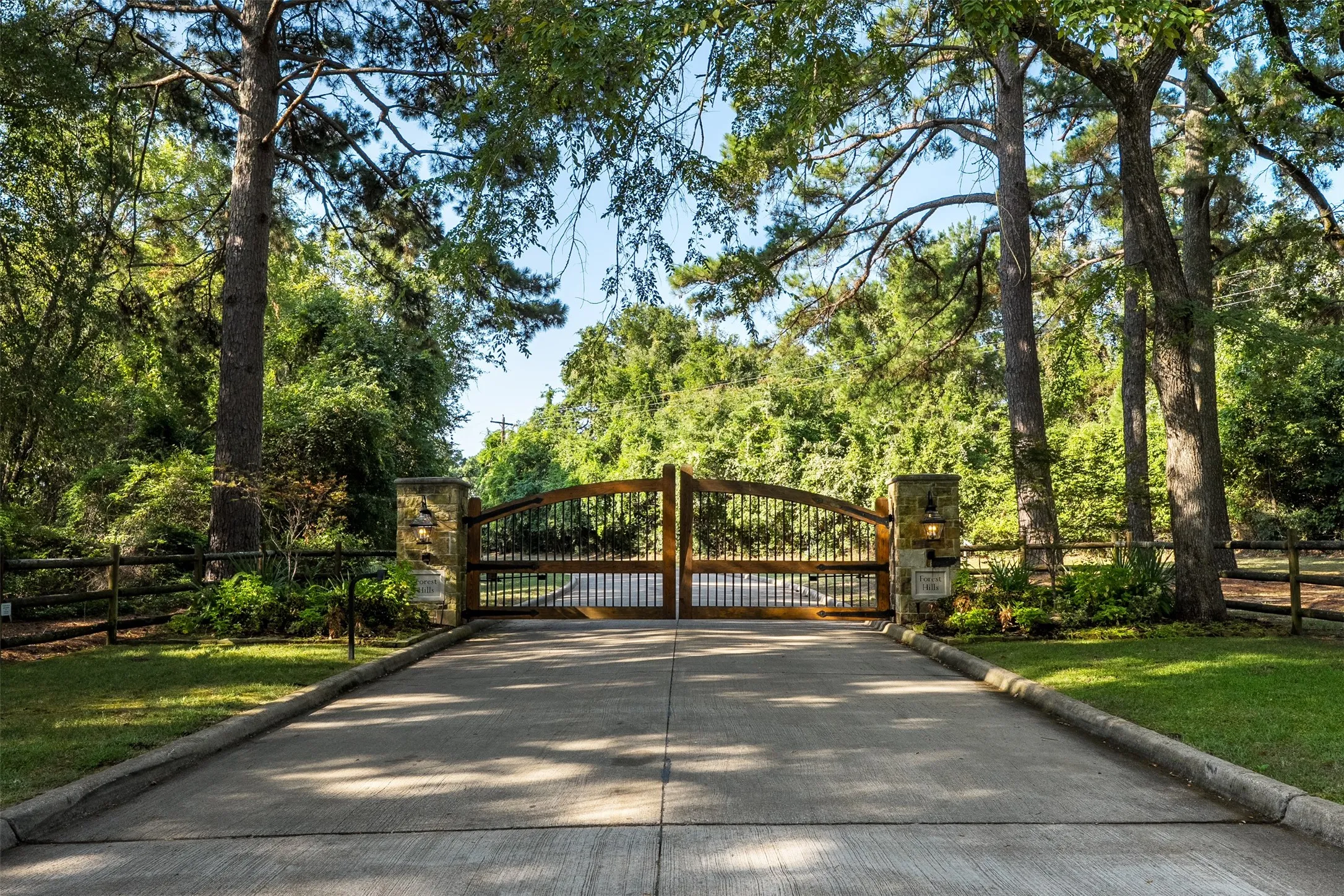 Unimproved Land For Sale in Henderson County , 0 Deerfield Lane, Mabank, Texas 75156, 0, 0, Garage spaces, 0 Sqft, built in 0, Price $650,000, mls#21354781, Real Estate Agent in Mabank, Homes For Sale in Henderson county, Homes For Sale in Mabank, Realtor in Mabank Texas, Real Estate Brokerage Independent Realty Texas, Luminita Cordes Realtor