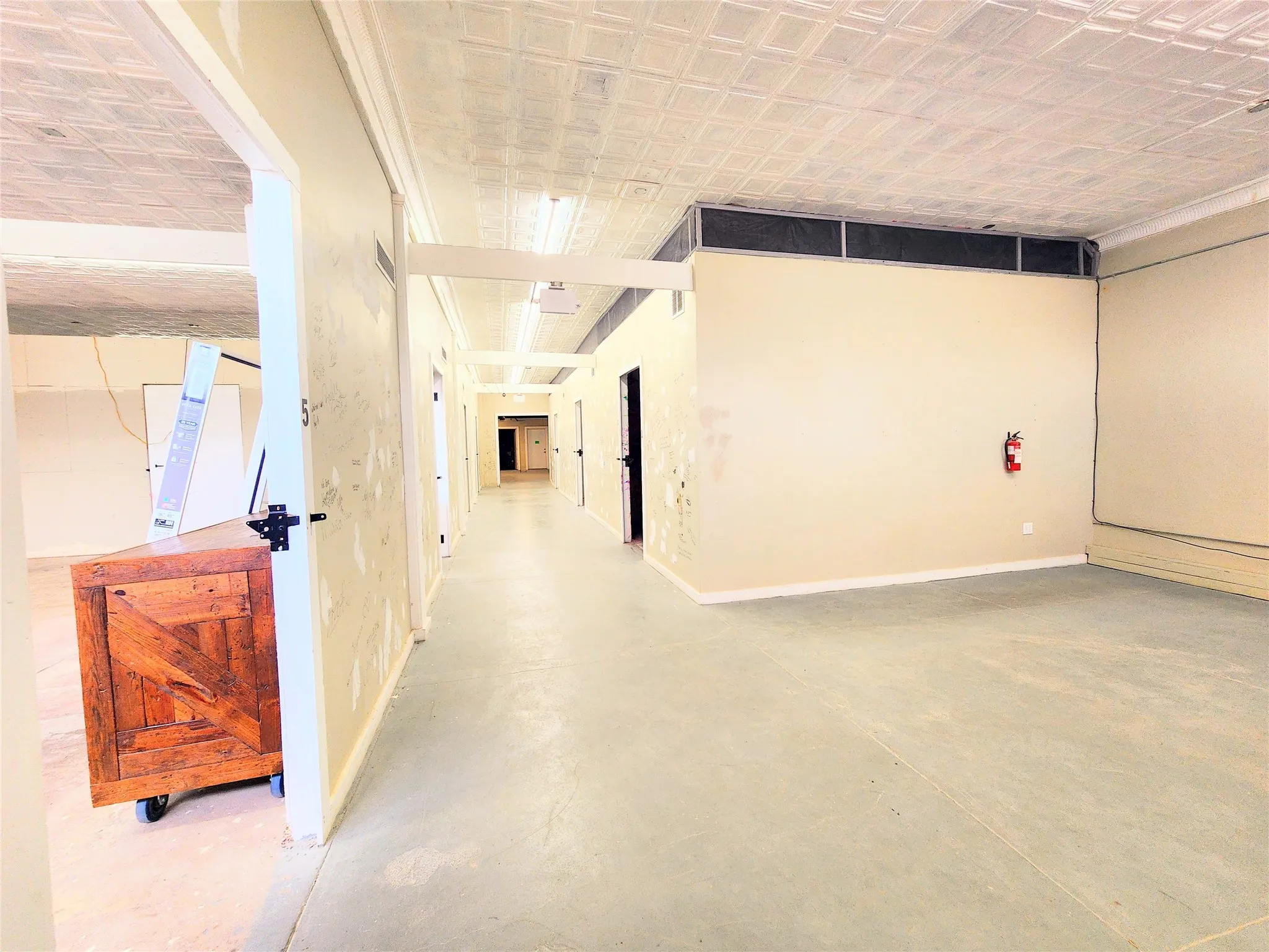 Business For Rent in Taylor County , 813 HICKORY, Abilene, Texas 79601, 0, 0, Garage spaces, 0 Sqft, built in 1945, Price $3,500, mls#21354506, Real Estate Agent in Abilene, Homes For Rent in Taylor county, Homes For Rent in Abilene, Realtor in Abilene Texas, Real Estate Brokerage Independent Realty Texas, Luminita Cordes Realtor