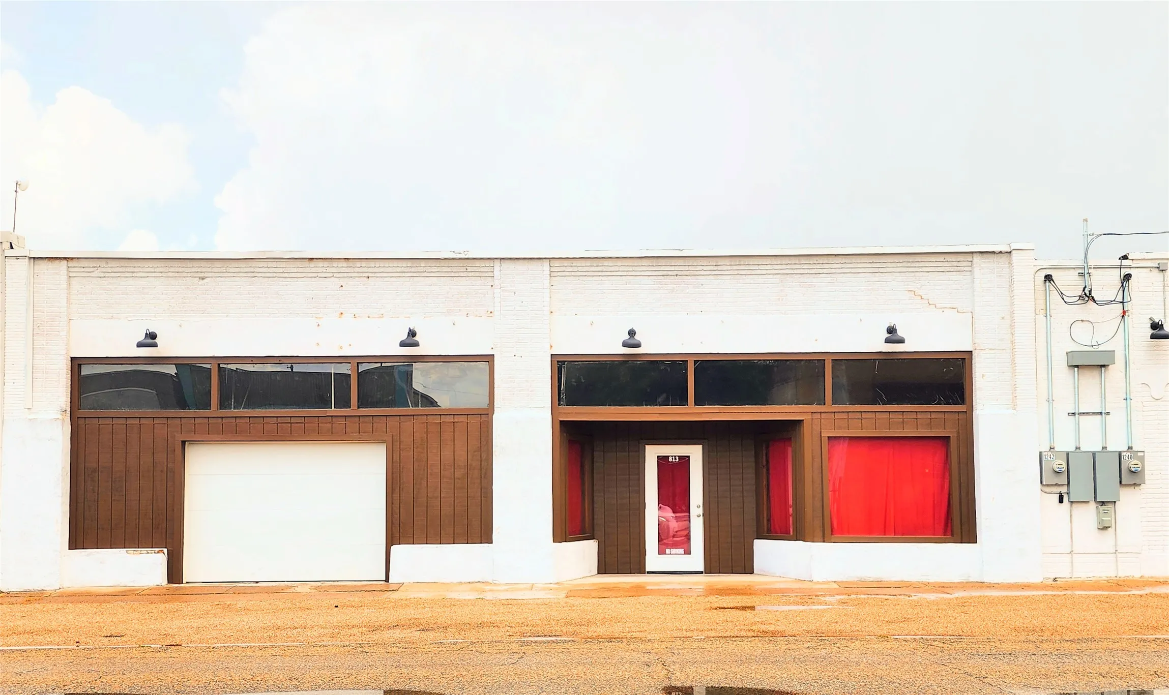 Business For Rent in Taylor County , 813 HICKORY, Abilene, Texas 79601, 0, 0, Garage spaces, 0 Sqft, built in 1945, Price $3,500, mls#21354506, Real Estate Agent in Abilene, Homes For Rent in Taylor county, Homes For Rent in Abilene, Realtor in Abilene Texas, Real Estate Brokerage Independent Realty Texas, Luminita Cordes Realtor