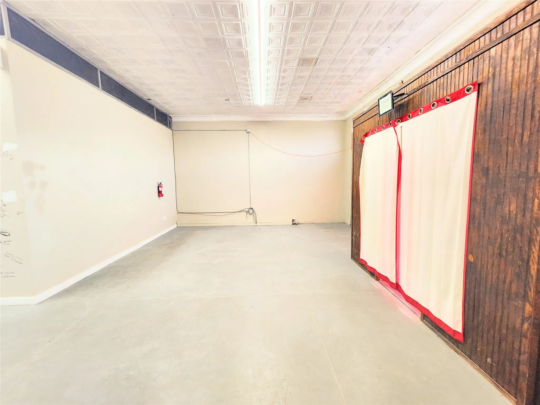 Business For Rent in Taylor County , 813 HICKORY, Abilene, Texas 79601, 0, 0, Garage spaces, 0 Sqft, built in 1945, Price $3,500, mls#21354506, Real Estate Agent in Abilene, Homes For Rent in Taylor county, Homes For Rent in Abilene, Realtor in Abilene Texas, Real Estate Brokerage Independent Realty Texas, Luminita Cordes Realtor