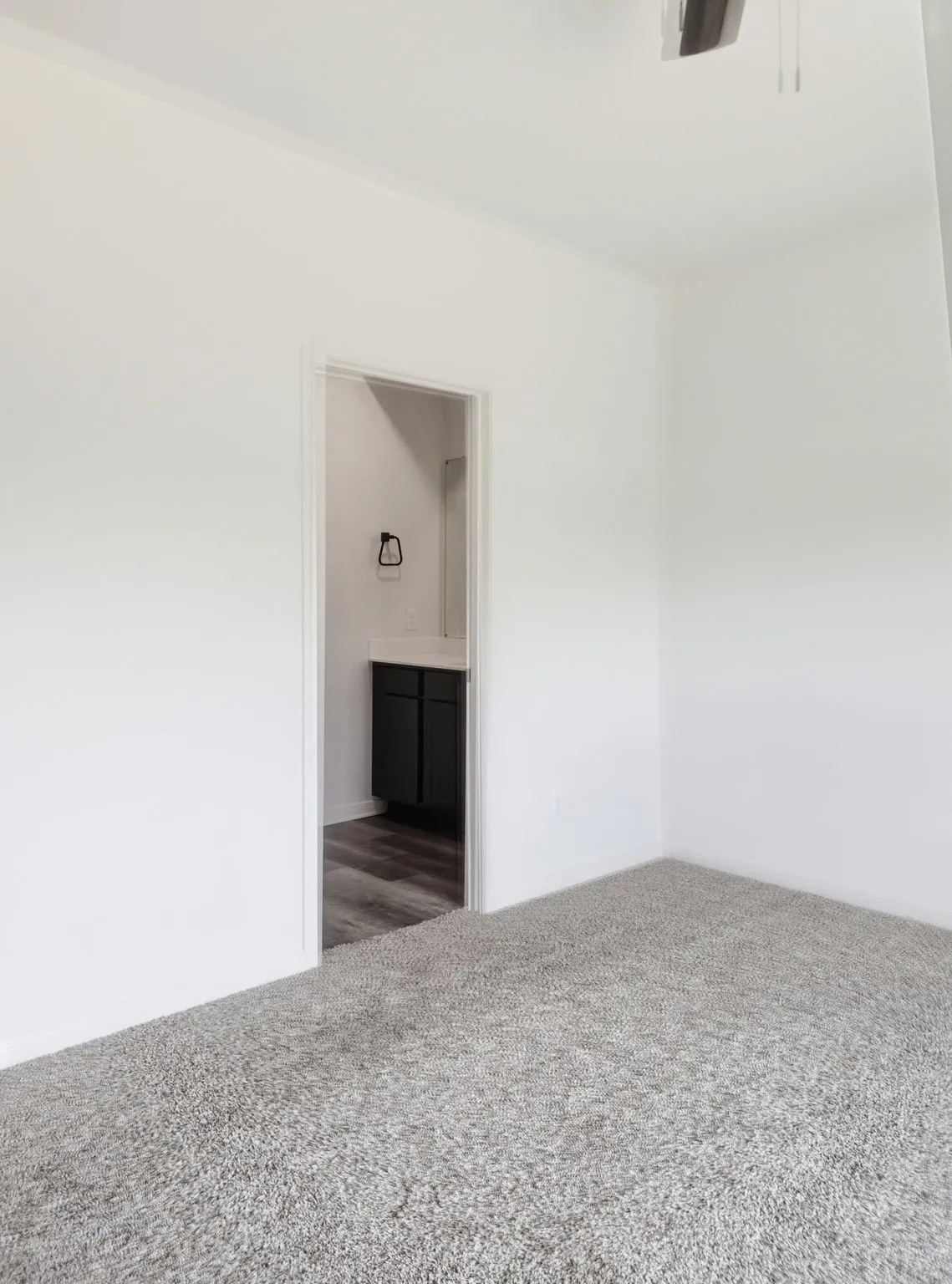 Single Family Residence For Rent in Denton County , 8125 White Sulphur Road, Ponder, Texas 76259, 5 Bedroom, 3 Bathroom, 2 Garage spaces, 2,502 Sqft, built in 2023, mls#21354778, Real Estate Agent in Ponder, Homes For Rent in Denton county, Homes For Rent in Ponder, Realtor in Ponder Texas, Real Estate Brokerage Independent Realty Texas, Luminita Cordes Realtor