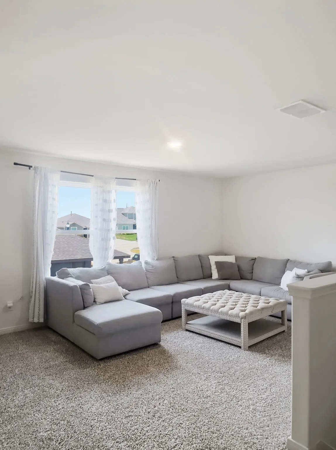 Single Family Residence For Rent in Denton County , 8125 White Sulphur Road, Ponder, Texas 76259, 5 Bedroom, 3 Bathroom, 2 Garage spaces, 2,502 Sqft, built in 2023, mls#21354778, Real Estate Agent in Ponder, Homes For Rent in Denton county, Homes For Rent in Ponder, Realtor in Ponder Texas, Real Estate Brokerage Independent Realty Texas, Luminita Cordes Realtor