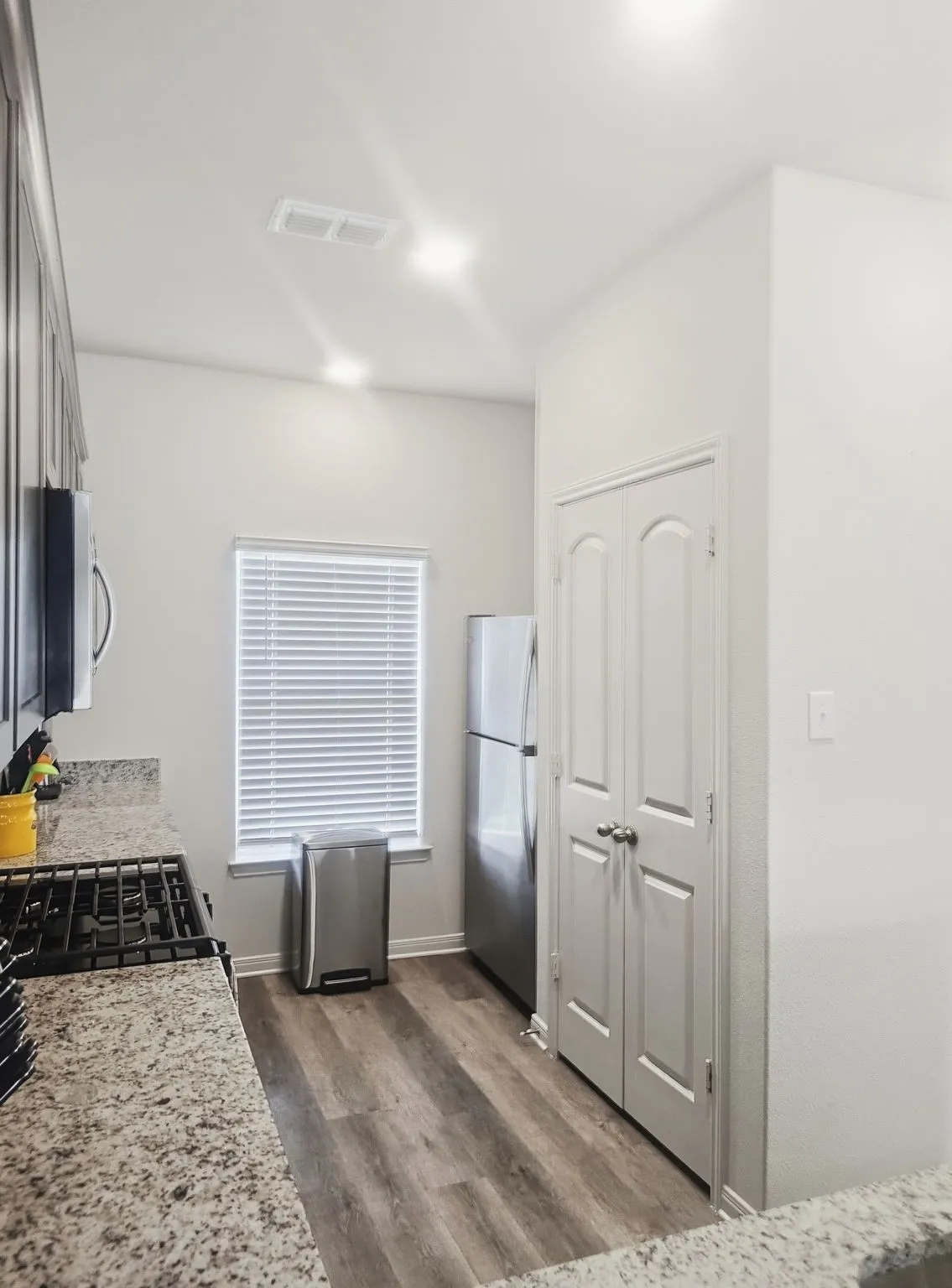 Single Family Residence For Rent in Denton County , 8125 White Sulphur Road, Ponder, Texas 76259, 5 Bedroom, 3 Bathroom, 2 Garage spaces, 2,502 Sqft, built in 2023, mls#21354778, Real Estate Agent in Ponder, Homes For Rent in Denton county, Homes For Rent in Ponder, Realtor in Ponder Texas, Real Estate Brokerage Independent Realty Texas, Luminita Cordes Realtor