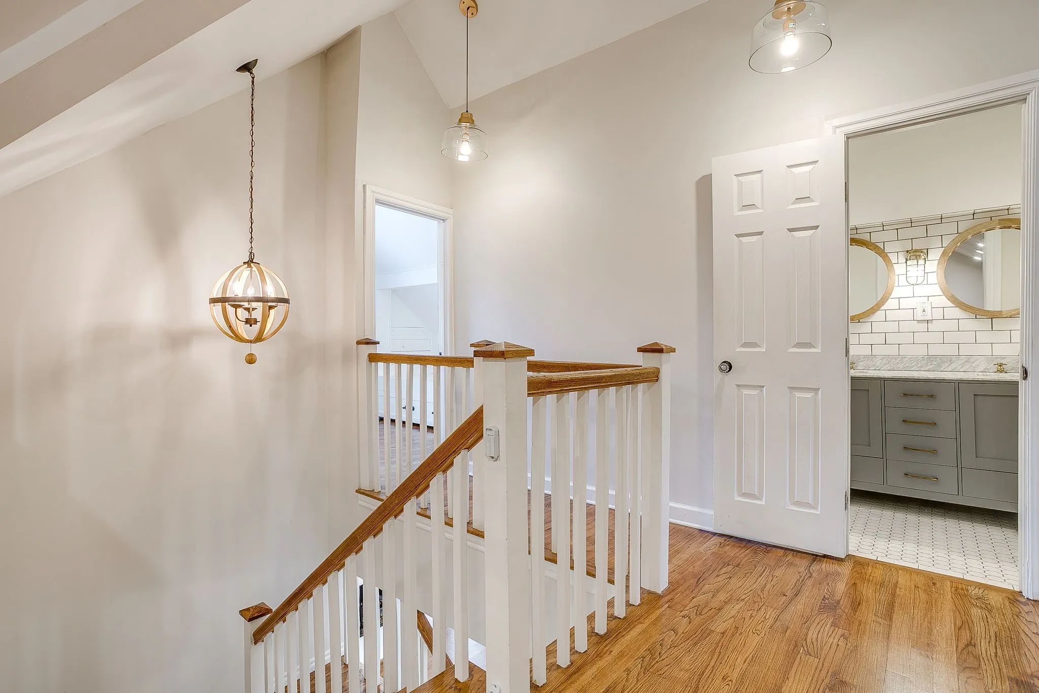 Single Family Residence For Sale in Tarrant County , 2553 Stadium Drive, Fort Worth, Texas 76109, 4 Bedroom, 3 Bathroom, 2 Garage spaces, 2,649 Sqft, built in 1935, mls#21350919, Real Estate Agent in Fort Worth, Homes For Sale in Tarrant county, Homes For Sale in Fort Worth, Realtor in Fort Worth Texas, Real Estate Brokerage Independent Realty Texas, Luminita Cordes Realtor
