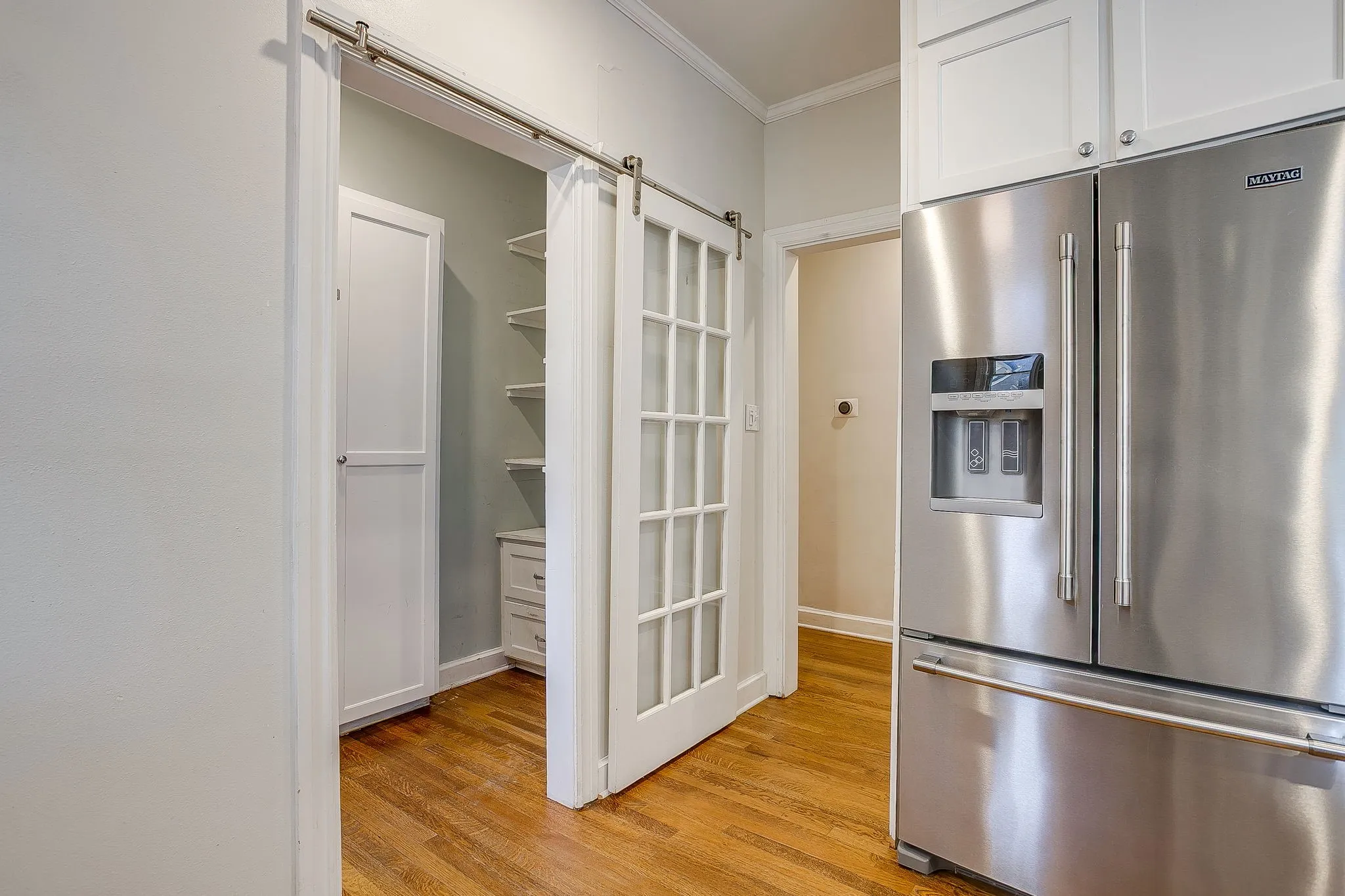 Single Family Residence For Sale in Tarrant County , 2553 Stadium Drive, Fort Worth, Texas 76109, 4 Bedroom, 3 Bathroom, 2 Garage spaces, 2,649 Sqft, built in 1935, mls#21350919, Real Estate Agent in Fort Worth, Homes For Sale in Tarrant county, Homes For Sale in Fort Worth, Realtor in Fort Worth Texas, Real Estate Brokerage Independent Realty Texas, Luminita Cordes Realtor