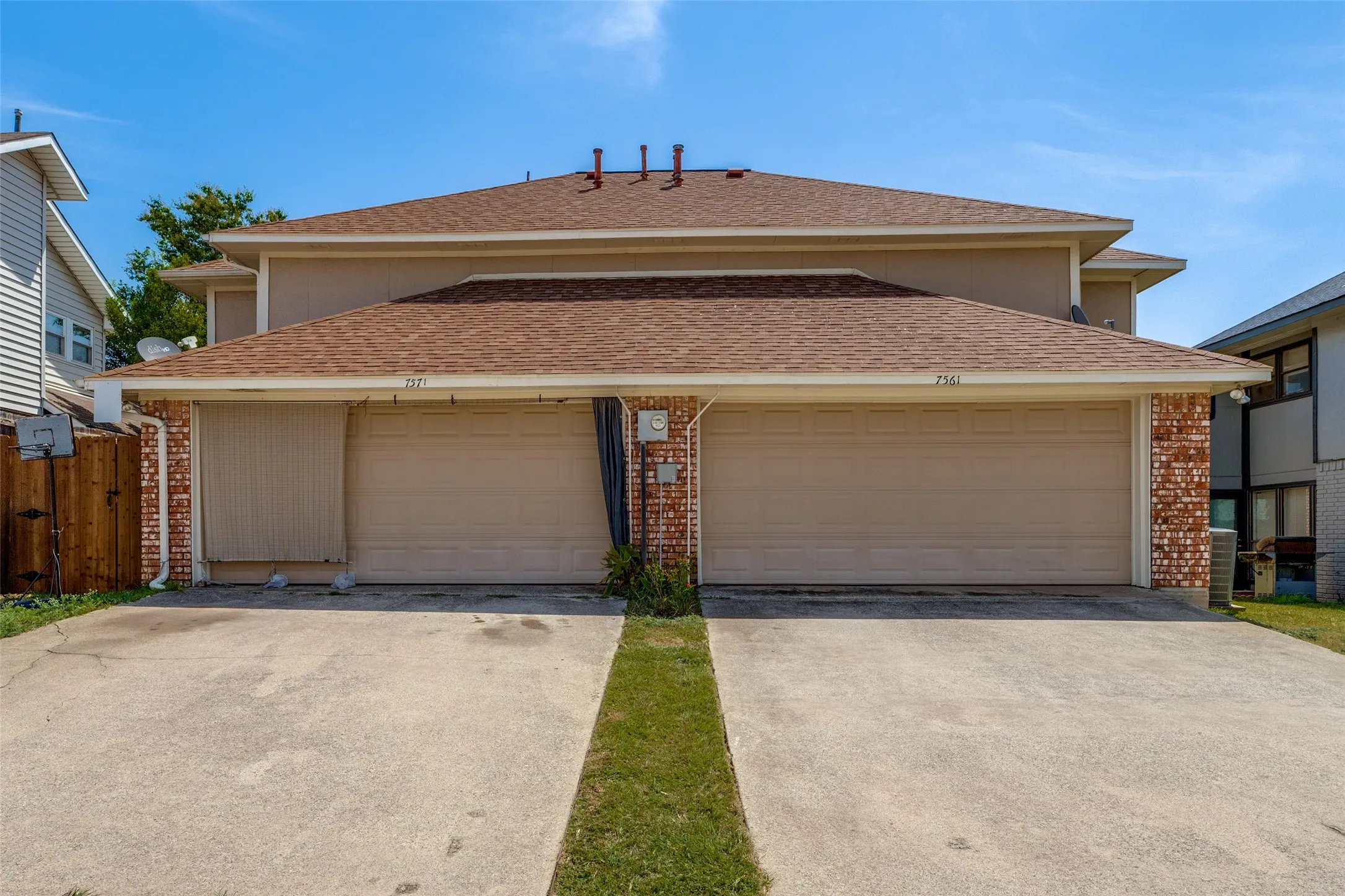 Duplex For Sale in Collin County , 7561-7571 Tournament Road, Frisco, Texas 75035, 6 Bedroom, 6 Bathroom, 2 Garage spaces, 2,422 Sqft, built in 1984, mls#21354277, Real Estate Agent in Frisco, Homes For Sale in Collin county, Homes For Sale in Frisco, Realtor in Frisco Texas, Real Estate Brokerage Independent Realty Texas, Luminita Cordes Realtor
