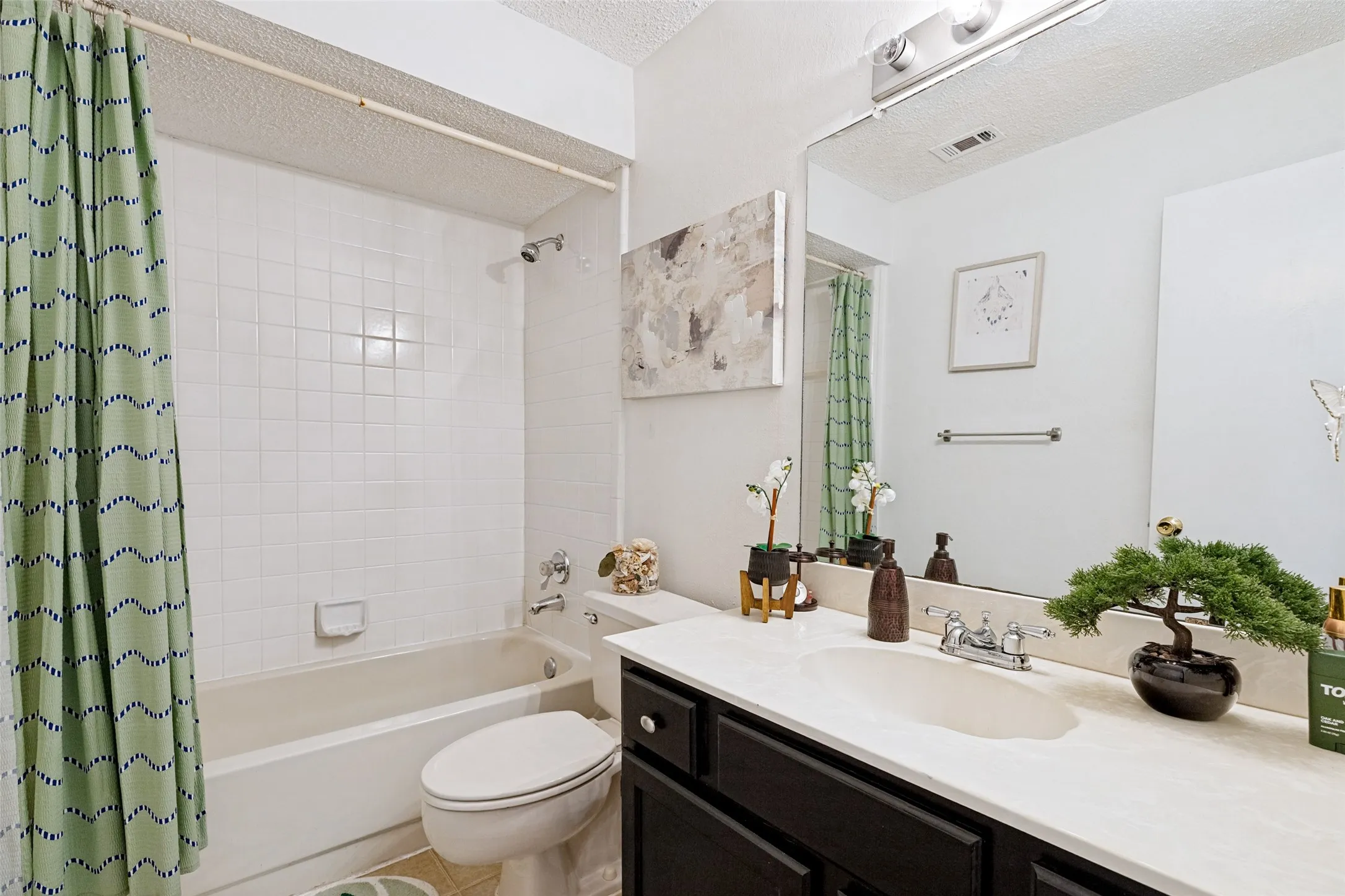Duplex For Sale in Collin County , 7561-7571 Tournament Road, Frisco, Texas 75035, 6 Bedroom, 6 Bathroom, 2 Garage spaces, 2,422 Sqft, built in 1984, mls#21354277, Real Estate Agent in Frisco, Homes For Sale in Collin county, Homes For Sale in Frisco, Realtor in Frisco Texas, Real Estate Brokerage Independent Realty Texas, Luminita Cordes Realtor