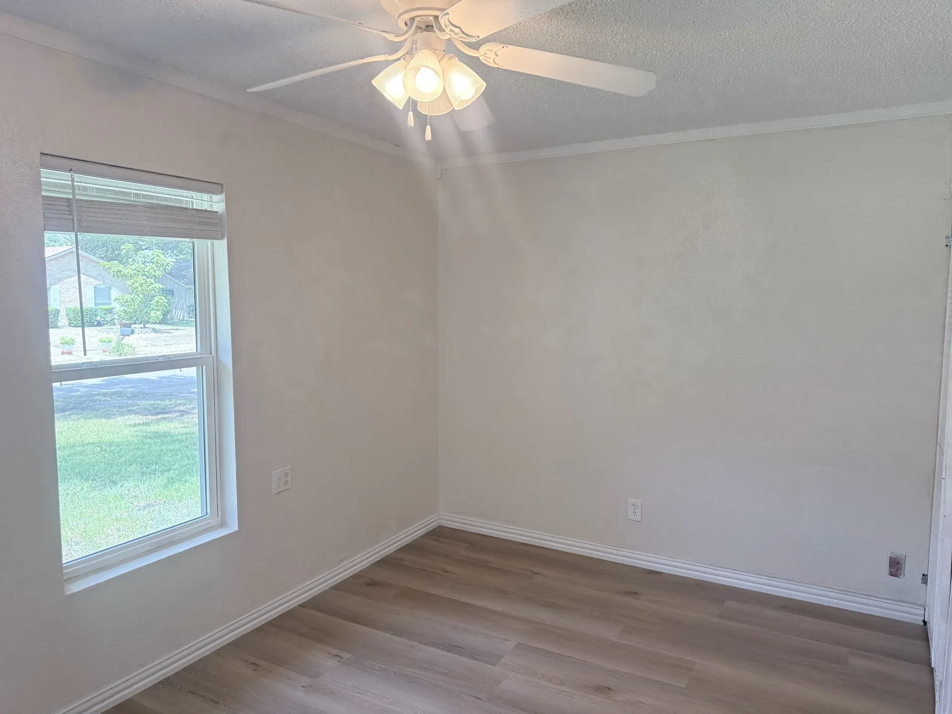 Single Family Residence For Rent in Dallas County , 2104 Sunrise Trail, Richardson, Texas 75081, 3 Bedroom, 2 Bathroom, 1 Garage spaces, 1,444 Sqft, built in 1970, mls#21354647, Real Estate Agent in Richardson, Homes For Rent in Dallas county, Homes For Rent in Richardson, Realtor in Richardson Texas, Real Estate Brokerage Independent Realty Texas, Luminita Cordes Realtor