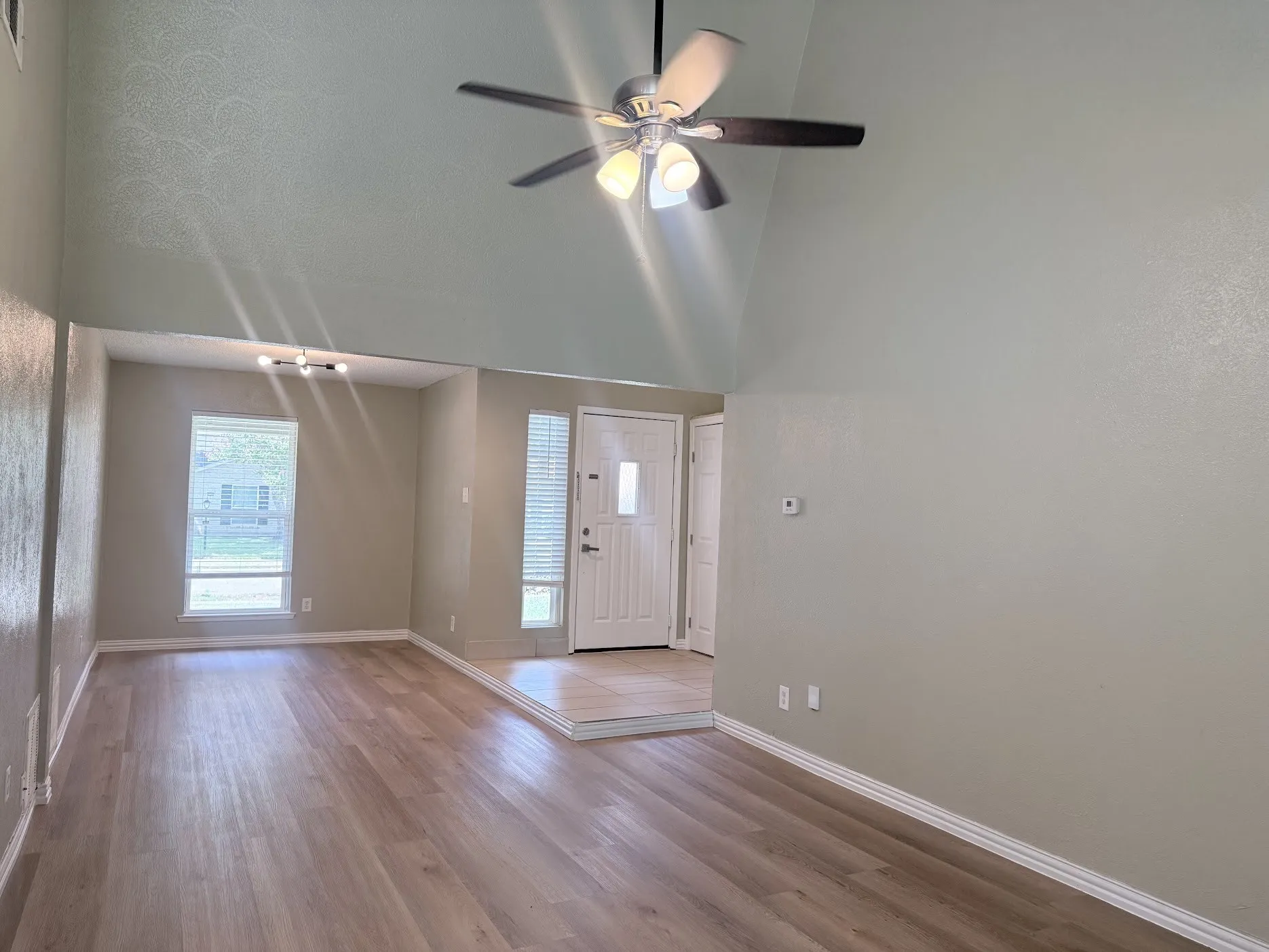Single Family Residence For Rent in Dallas County , 2104 Sunrise Trail, Richardson, Texas 75081, 3 Bedroom, 2 Bathroom, 1 Garage spaces, 1,444 Sqft, built in 1970, mls#21354647, Real Estate Agent in Richardson, Homes For Rent in Dallas county, Homes For Rent in Richardson, Realtor in Richardson Texas, Real Estate Brokerage Independent Realty Texas, Luminita Cordes Realtor