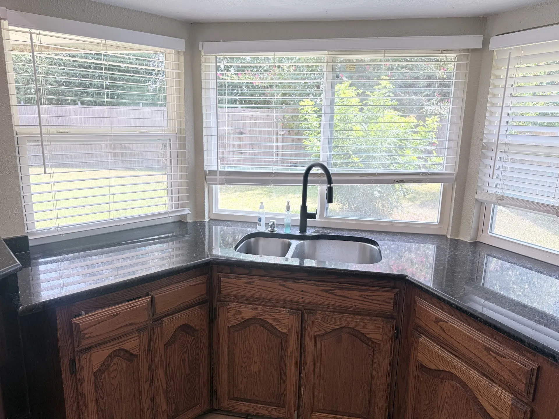 Single Family Residence For Rent in Dallas County , 2104 Sunrise Trail, Richardson, Texas 75081, 3 Bedroom, 2 Bathroom, 1 Garage spaces, 1,444 Sqft, built in 1970, mls#21354647, Real Estate Agent in Richardson, Homes For Rent in Dallas county, Homes For Rent in Richardson, Realtor in Richardson Texas, Real Estate Brokerage Independent Realty Texas, Luminita Cordes Realtor