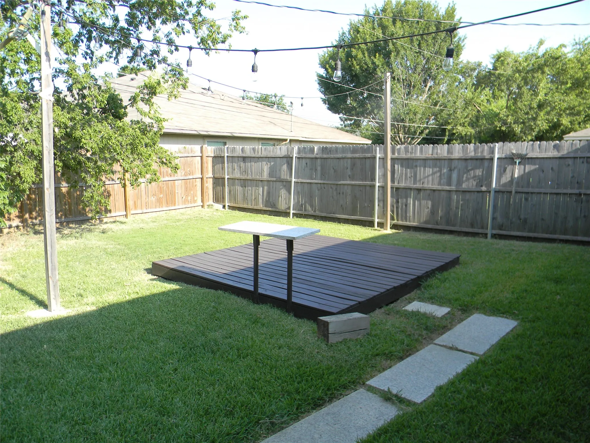 Duplex For Rent in Tarrant County , 6314 MARK Court, North Richland Hills, Texas 76182, 3 Bedroom, 2 Bathroom, 2 Garage spaces, 1,440 Sqft, built in 1986, mls#21354799, Real Estate Agent in North Richland Hills, Homes For Rent in Tarrant county, Homes For Rent in North Richland Hills, Realtor in North Richland Hills Texas, Real Estate Brokerage Independent Realty Texas, Luminita Cordes Realtor