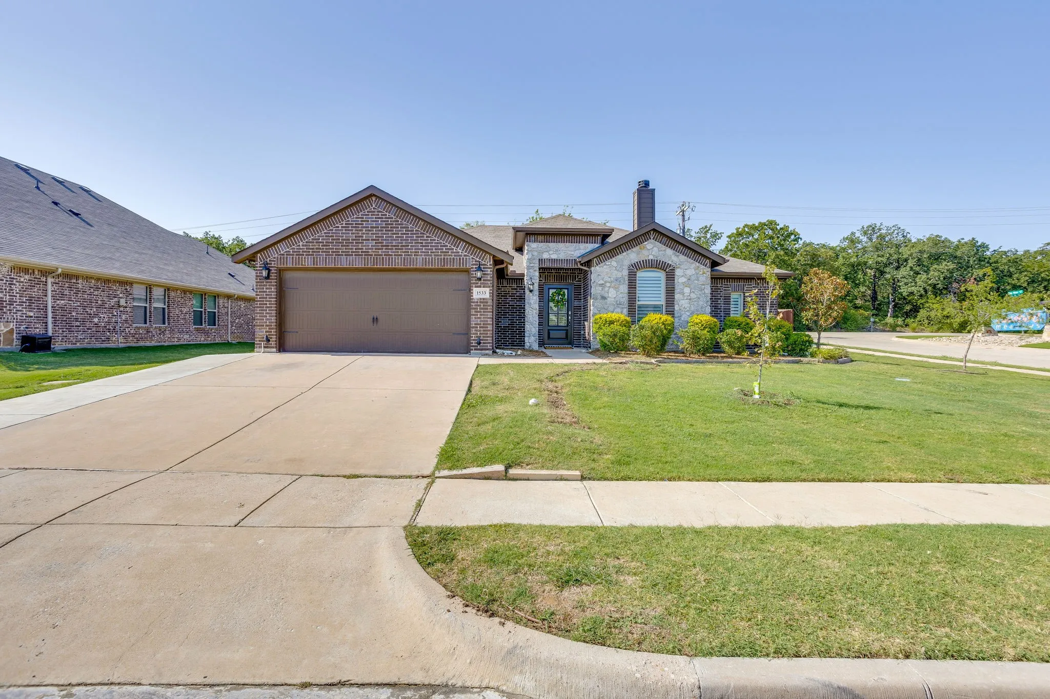 Single Family Residence For Sale in Johnson County , 1533 Grassy Meadows Drive, Burleson, Texas 76058, 4 Bedroom, 2 Bathroom, 2 Garage spaces, 1,870 Sqft, built in 2019, mls#21354797, Real Estate Agent in Burleson, Homes For Sale in Johnson county, Homes For Sale in Burleson, Realtor in Burleson Texas, Real Estate Brokerage Independent Realty Texas, Luminita Cordes Realtor