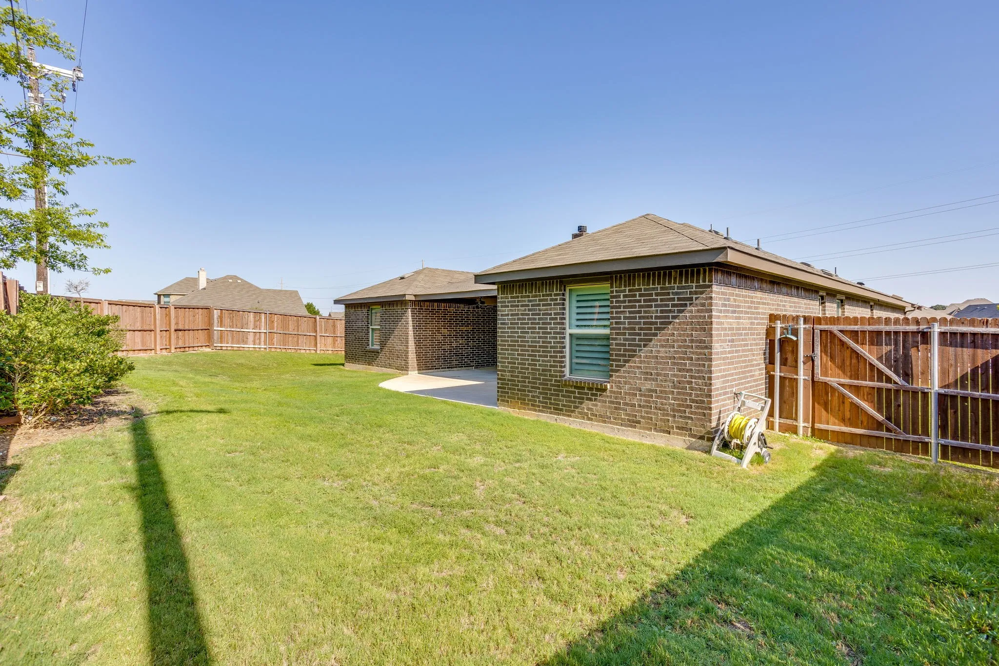 Single Family Residence For Sale in Johnson County , 1533 Grassy Meadows Drive, Burleson, Texas 76058, 4 Bedroom, 2 Bathroom, 2 Garage spaces, 1,870 Sqft, built in 2019, mls#21354797, Real Estate Agent in Burleson, Homes For Sale in Johnson county, Homes For Sale in Burleson, Realtor in Burleson Texas, Real Estate Brokerage Independent Realty Texas, Luminita Cordes Realtor