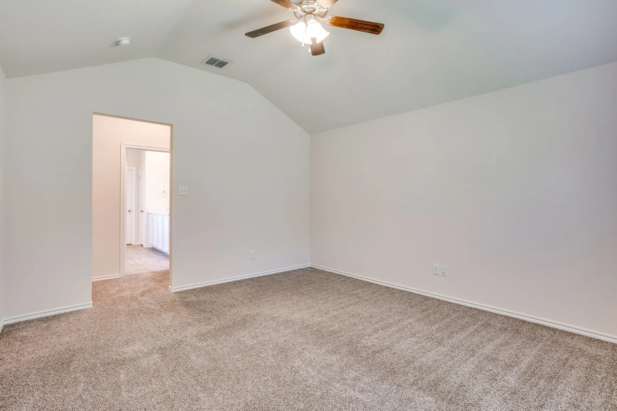 Single Family Residence For Sale in Johnson County , 1533 Grassy Meadows Drive, Burleson, Texas 76058, 4 Bedroom, 2 Bathroom, 2 Garage spaces, 1,870 Sqft, built in 2019, mls#21354797, Real Estate Agent in Burleson, Homes For Sale in Johnson county, Homes For Sale in Burleson, Realtor in Burleson Texas, Real Estate Brokerage Independent Realty Texas, Luminita Cordes Realtor