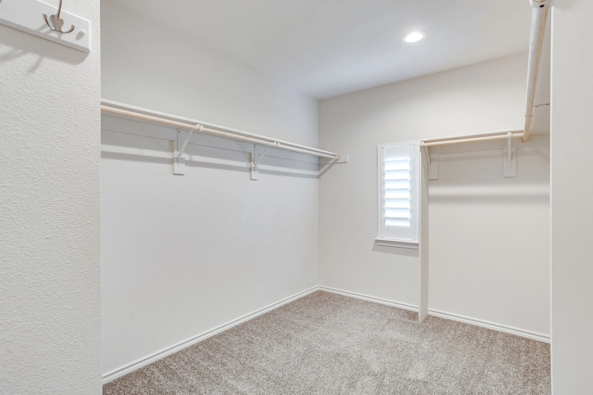 Single Family Residence For Sale in Johnson County , 1533 Grassy Meadows Drive, Burleson, Texas 76058, 4 Bedroom, 2 Bathroom, 2 Garage spaces, 1,870 Sqft, built in 2019, mls#21354797, Real Estate Agent in Burleson, Homes For Sale in Johnson county, Homes For Sale in Burleson, Realtor in Burleson Texas, Real Estate Brokerage Independent Realty Texas, Luminita Cordes Realtor