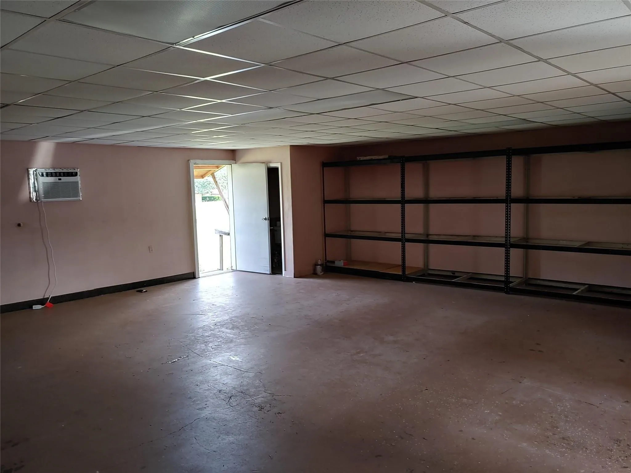 Retail For Sale in Johnson County , 3065 SW Wilshire Boulevard, Burleson, Texas 76028, 0, 0, Garage spaces, 0 Sqft, built in 1983, Price $599,000, mls#21354805, Real Estate Agent in Burleson, Homes For Sale in Johnson county, Homes For Sale in Burleson, Realtor in Burleson Texas, Real Estate Brokerage Independent Realty Texas, Luminita Cordes Realtor