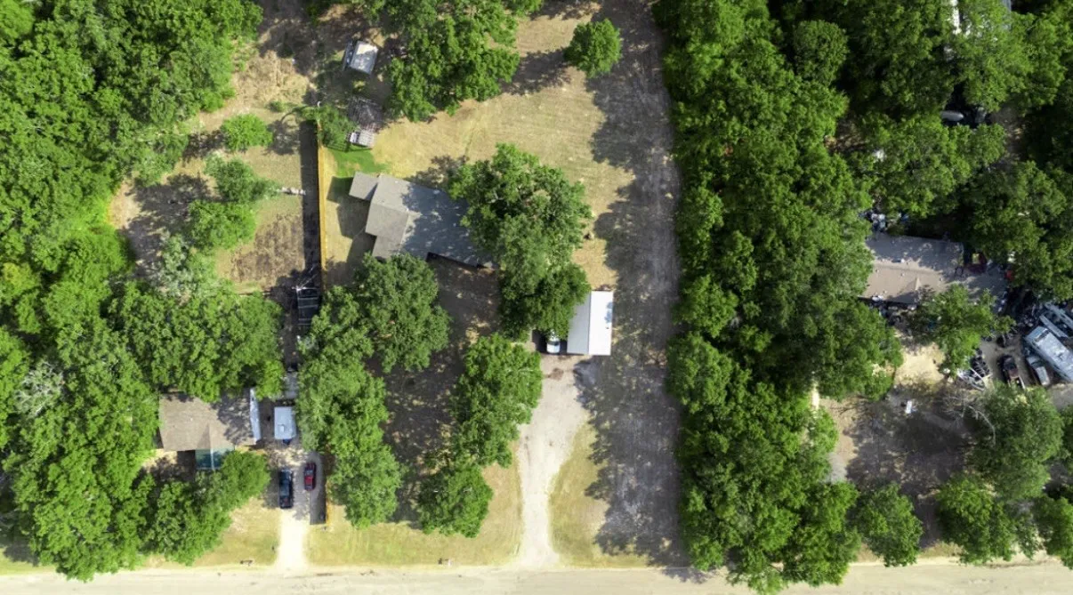 Single Family Residence For Sale in Van Zandt County , 503 Vz County Road 2426, Canton, Texas 75103, 5 Bedroom, 2 Bathroom, Garage spaces, 1,713 Sqft, built in 1980, mls#21354809, Real Estate Agent in Canton, Homes For Sale in Van Zandt county, Homes For Sale in Canton, Realtor in Canton Texas, Real Estate Brokerage Independent Realty Texas, Luminita Cordes Realtor