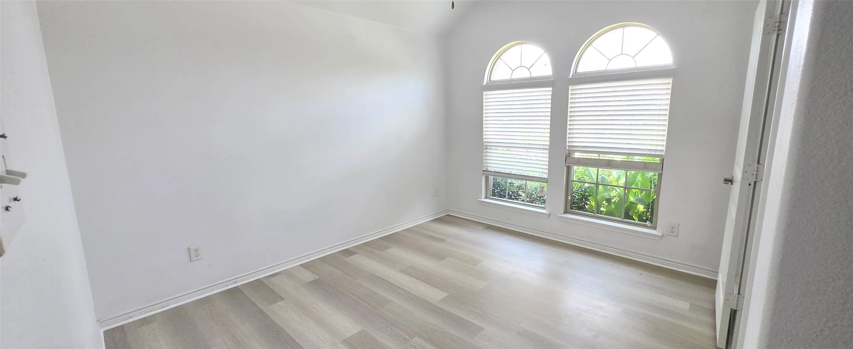 Single Family Residence For Rent in Collin County , 2625 Hillrich Drive, Anna, Texas 75409, 3 Bedroom, 2 Bathroom, 2 Garage spaces, 1,687 Sqft, built in 2017, mls#21354822, Real Estate Agent in Anna, Homes For Rent in Collin county, Homes For Rent in Anna, Realtor in Anna Texas, Real Estate Brokerage Independent Realty Texas, Luminita Cordes Realtor