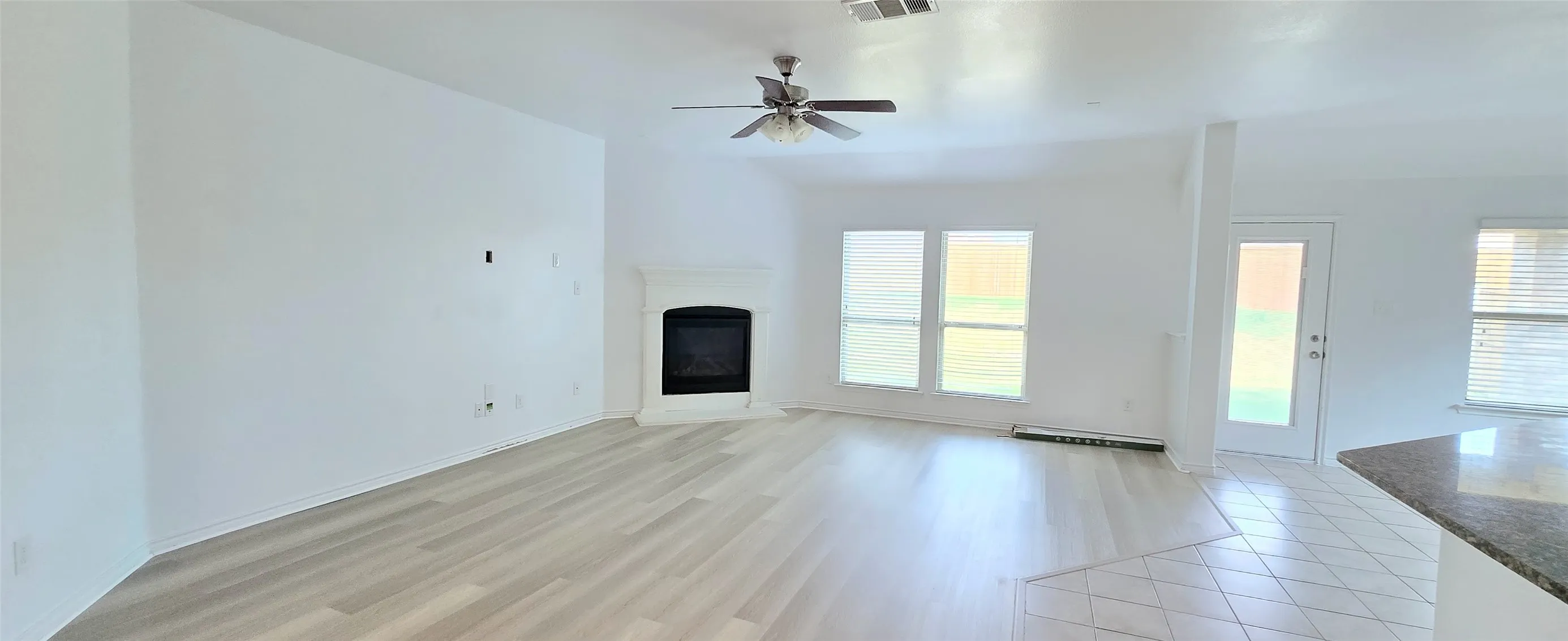 Single Family Residence For Rent in Collin County , 2625 Hillrich Drive, Anna, Texas 75409, 3 Bedroom, 2 Bathroom, 2 Garage spaces, 1,687 Sqft, built in 2017, mls#21354822, Real Estate Agent in Anna, Homes For Rent in Collin county, Homes For Rent in Anna, Realtor in Anna Texas, Real Estate Brokerage Independent Realty Texas, Luminita Cordes Realtor