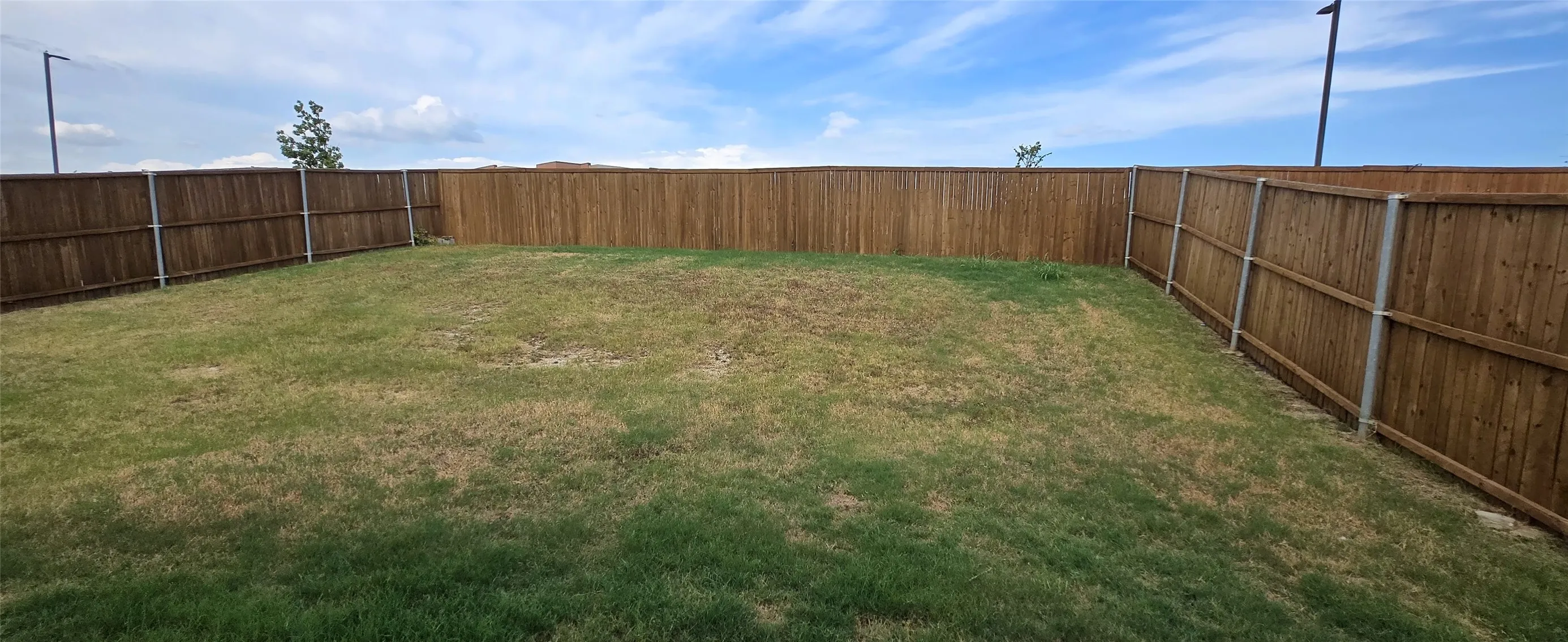 Single Family Residence For Rent in Collin County , 2625 Hillrich Drive, Anna, Texas 75409, 3 Bedroom, 2 Bathroom, 2 Garage spaces, 1,687 Sqft, built in 2017, mls#21354822, Real Estate Agent in Anna, Homes For Rent in Collin county, Homes For Rent in Anna, Realtor in Anna Texas, Real Estate Brokerage Independent Realty Texas, Luminita Cordes Realtor