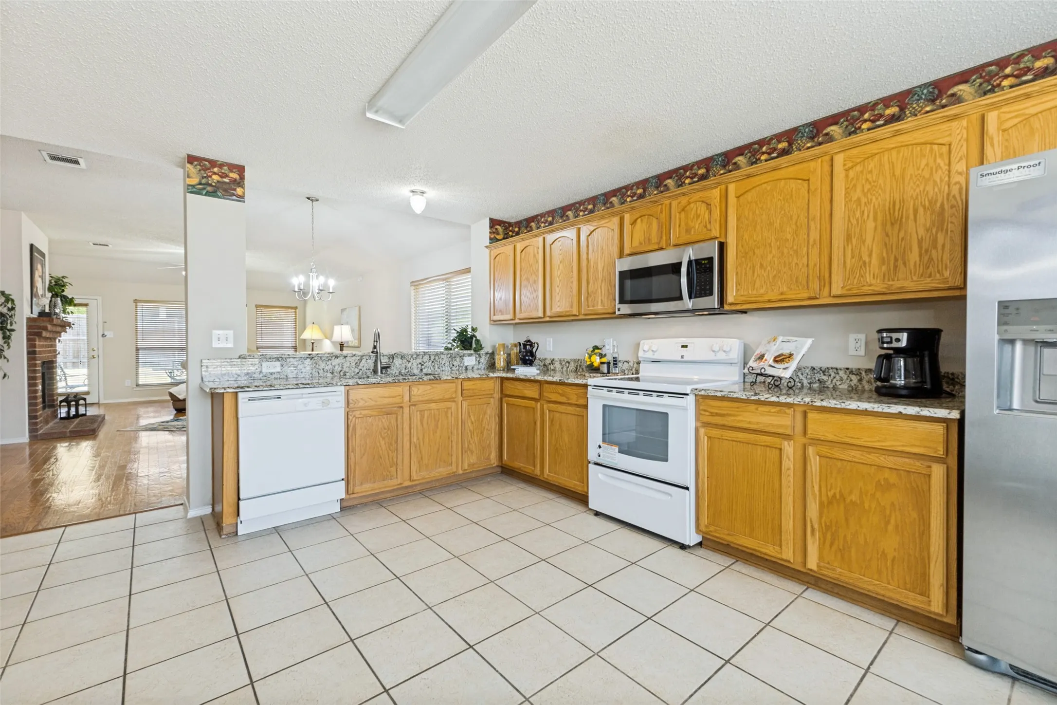 Single Family Residence For Sale in Dallas County , 2844 Goldfinch Drive, Mesquite, Texas 75181, 3 Bedroom, 2 Bathroom, 2 Garage spaces, 1,866 Sqft, built in 2003, mls#21354823, Real Estate Agent in Mesquite, Homes For Sale in Dallas county, Homes For Sale in Mesquite, Realtor in Mesquite Texas, Real Estate Brokerage Independent Realty Texas, Luminita Cordes Realtor