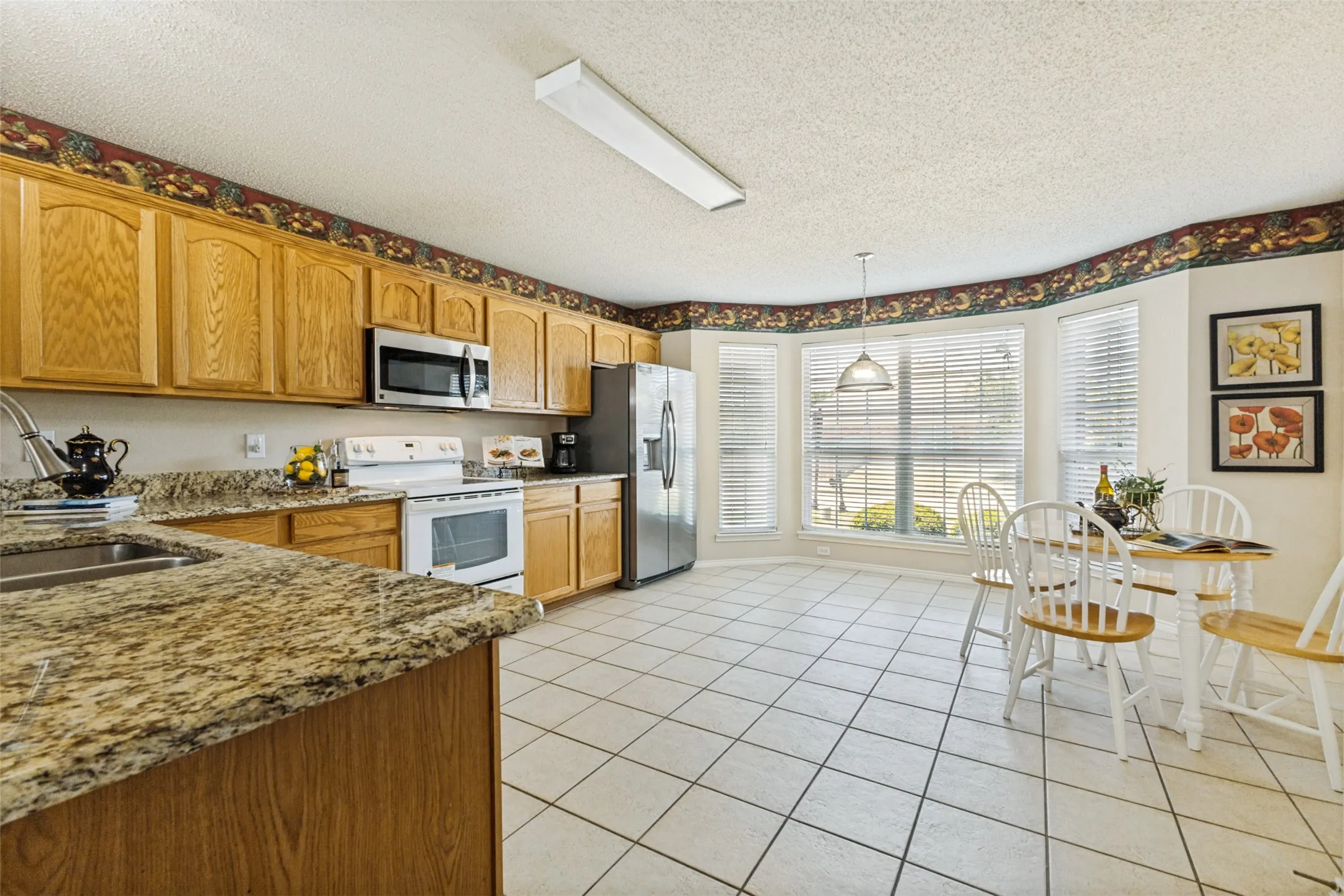 Single Family Residence For Sale in Dallas County , 2844 Goldfinch Drive, Mesquite, Texas 75181, 3 Bedroom, 2 Bathroom, 2 Garage spaces, 1,866 Sqft, built in 2003, mls#21354823, Real Estate Agent in Mesquite, Homes For Sale in Dallas county, Homes For Sale in Mesquite, Realtor in Mesquite Texas, Real Estate Brokerage Independent Realty Texas, Luminita Cordes Realtor
