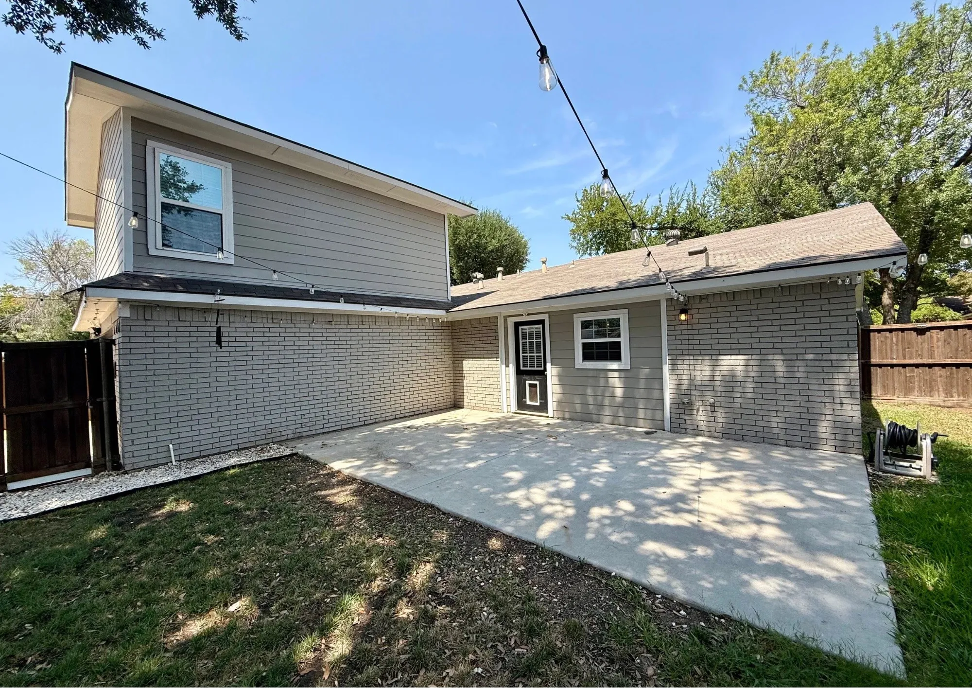 Single Family Residence For Sale in Dallas County , 8506 Londonderry Lane, Dallas, Texas 75228, 4 Bedroom, 2 Bathroom, 2 Garage spaces, 2,681 Sqft, built in 1977, mls#21354833, Real Estate Agent in Dallas, Homes For Sale in Dallas county, Homes For Sale in Dallas, Realtor in Dallas Texas, Real Estate Brokerage Independent Realty Texas, Luminita Cordes Realtor
