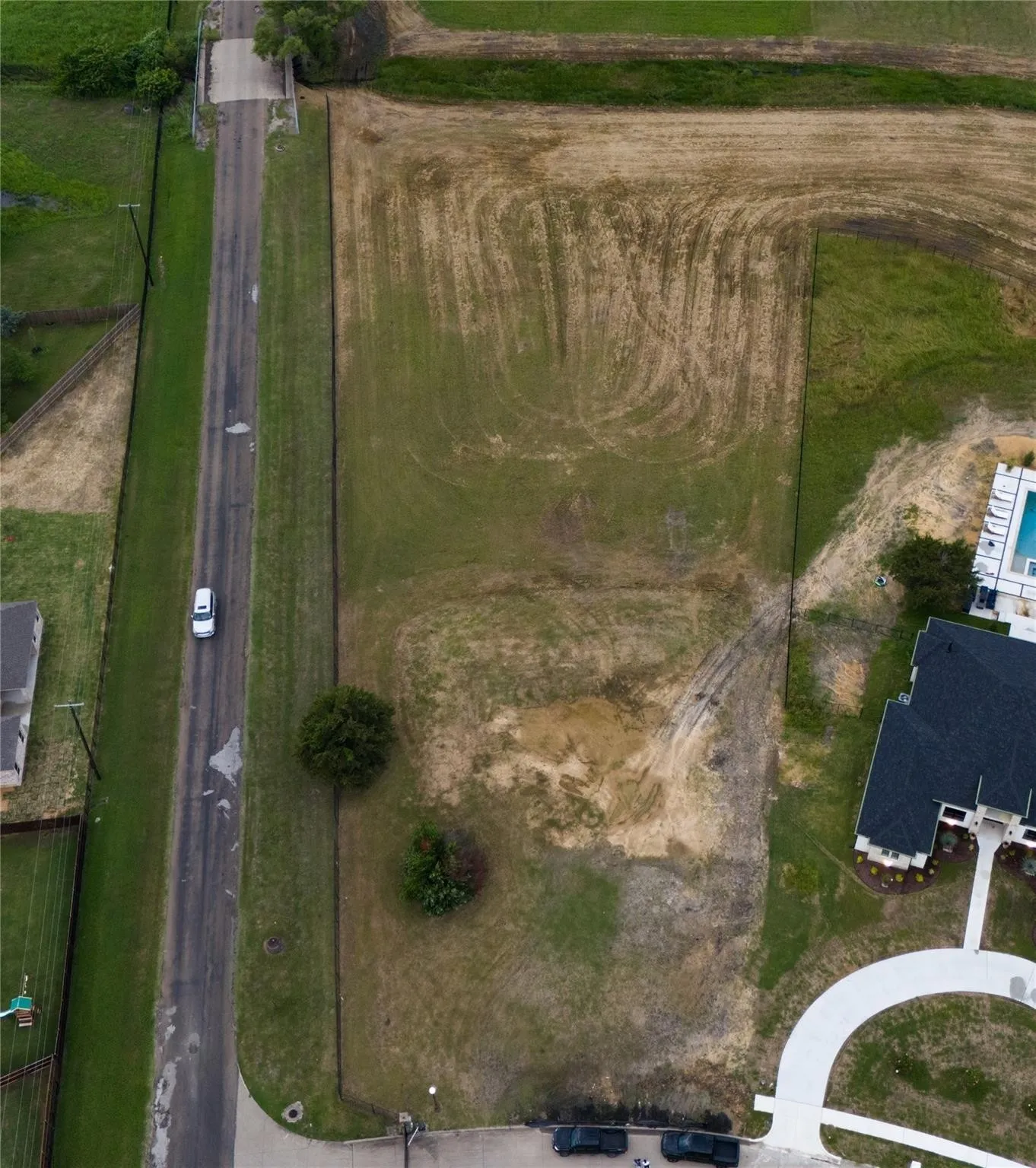 Improved Land For Sale in Ellis County , 1304 Estate Drive, Ennis, Texas 75119, 0, 0, Garage spaces, 0 Sqft, built in 0, mls#21354835, Real Estate Agent in Ennis, Homes For Sale in Ellis county, Homes For Sale in Ennis, Realtor in Ennis Texas, Real Estate Brokerage Independent Realty Texas, Luminita Cordes Realtor