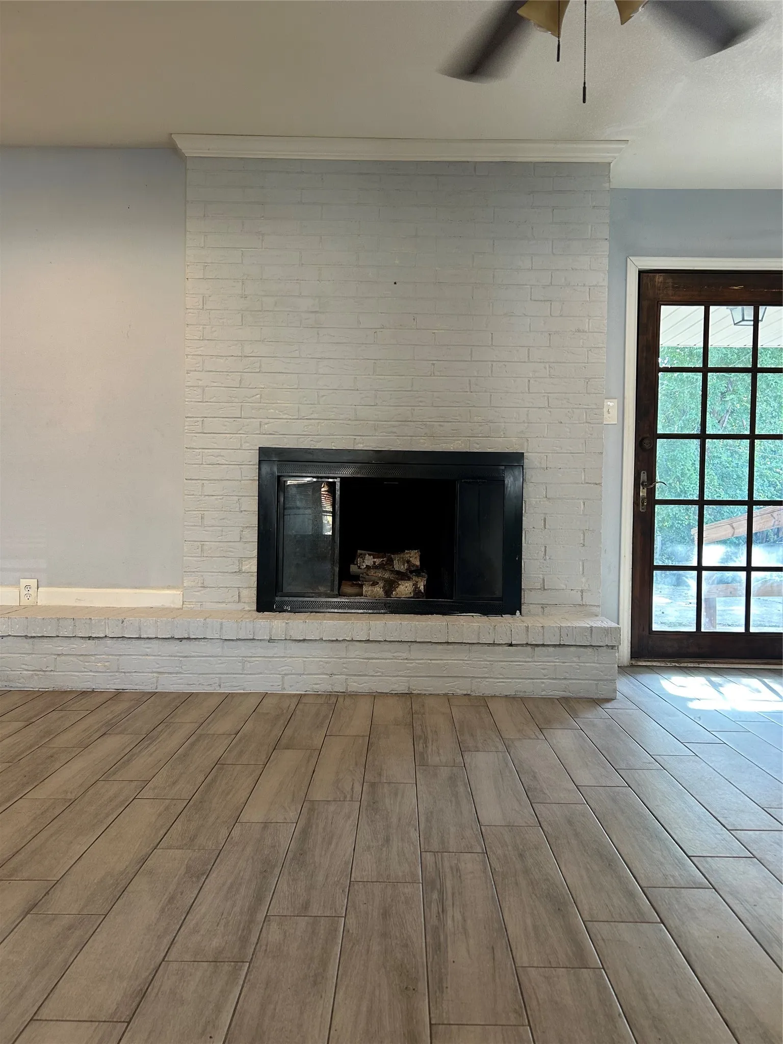 Single Family Residence For Sale in Dallas County , 2725 Mark Drive, Mesquite, Texas 75150, 4 Bedroom, 3 Bathroom, 2 Garage spaces, 1,705 Sqft, built in 1968, mls#21354759, Real Estate Agent in Mesquite, Homes For Sale in Dallas county, Homes For Sale in Mesquite, Realtor in Mesquite Texas, Real Estate Brokerage Independent Realty Texas, Luminita Cordes Realtor