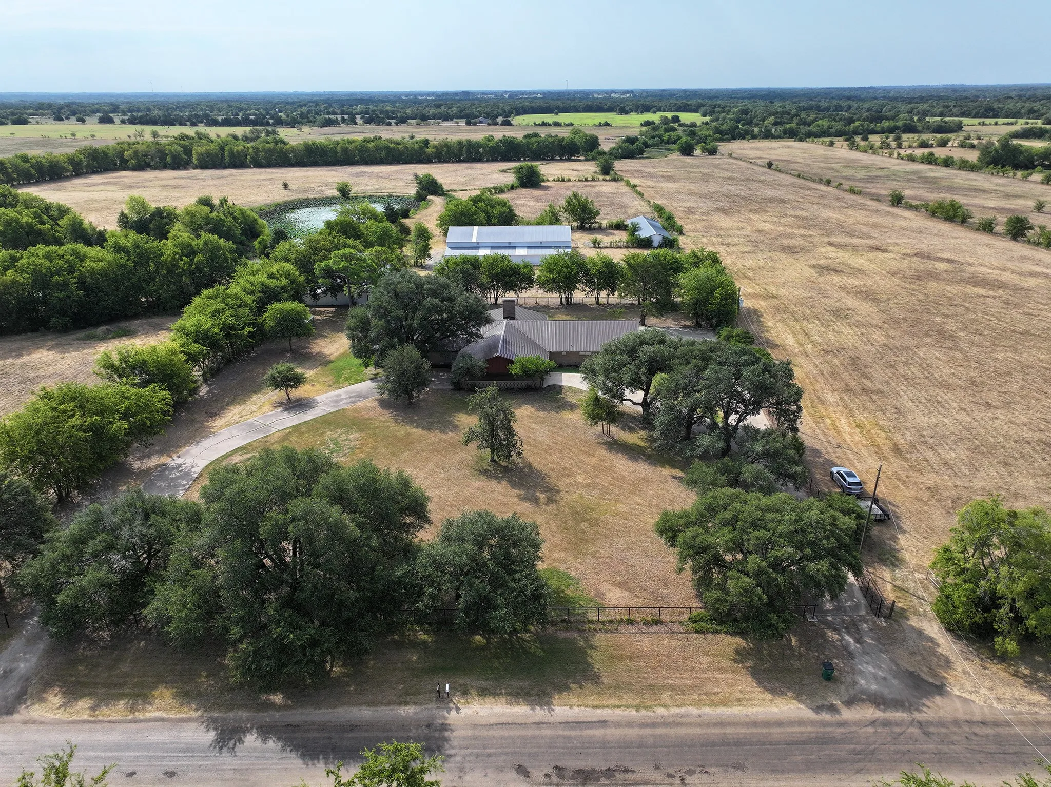 Farm For Sale in Van Zandt County , 4104 VZ County Rd 3501, Wills Point, Texas 75169, 6 Bedroom, 3 Bathroom, 5 Garage spaces, 4,840 Sqft, built in 1975, mls#21354851, Real Estate Agent in Wills Point, Homes For Sale in Van Zandt county, Homes For Sale in Wills Point, Realtor in Wills Point Texas, Real Estate Brokerage Independent Realty Texas, Luminita Cordes Realtor