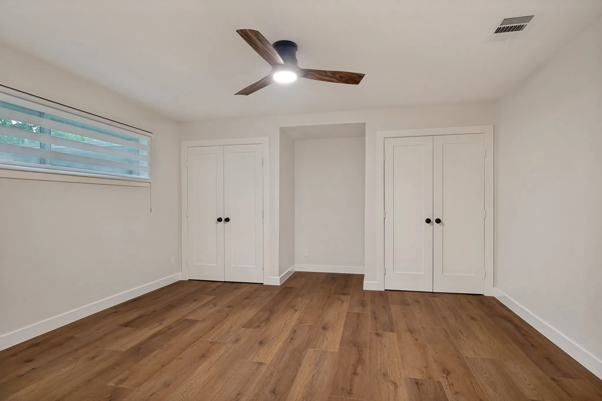 Farm For Sale in Van Zandt County , 4104 VZ County Rd 3501, Wills Point, Texas 75169, 6 Bedroom, 3 Bathroom, 5 Garage spaces, 4,840 Sqft, built in 1975, mls#21354851, Real Estate Agent in Wills Point, Homes For Sale in Van Zandt county, Homes For Sale in Wills Point, Realtor in Wills Point Texas, Real Estate Brokerage Independent Realty Texas, Luminita Cordes Realtor