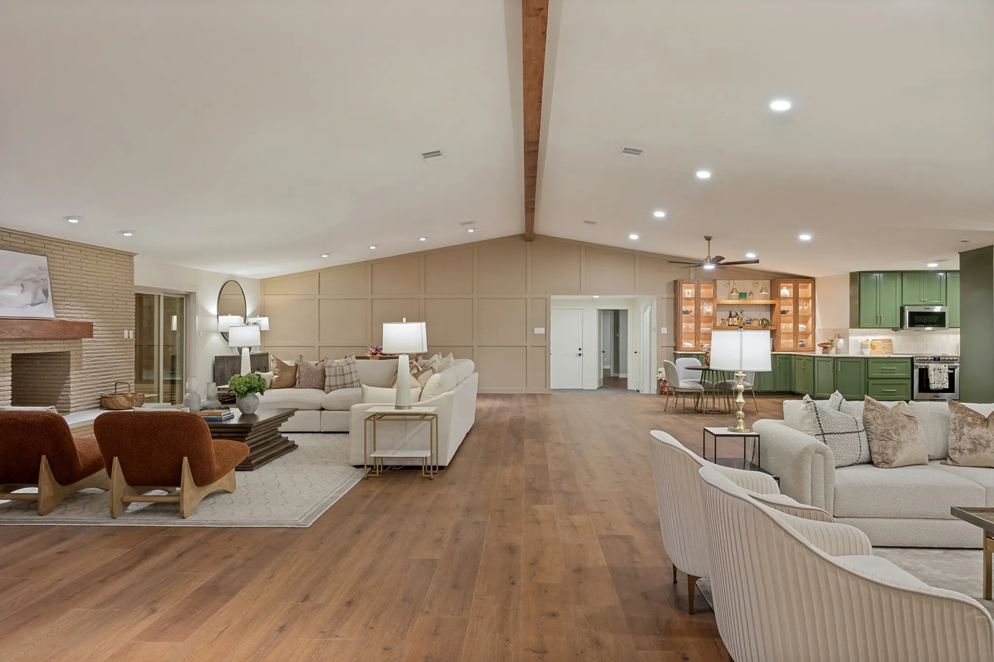 Farm For Sale in Van Zandt County , 4104 VZ County Rd 3501, Wills Point, Texas 75169, 6 Bedroom, 3 Bathroom, 5 Garage spaces, 4,840 Sqft, built in 1975, mls#21354851, Real Estate Agent in Wills Point, Homes For Sale in Van Zandt county, Homes For Sale in Wills Point, Realtor in Wills Point Texas, Real Estate Brokerage Independent Realty Texas, Luminita Cordes Realtor