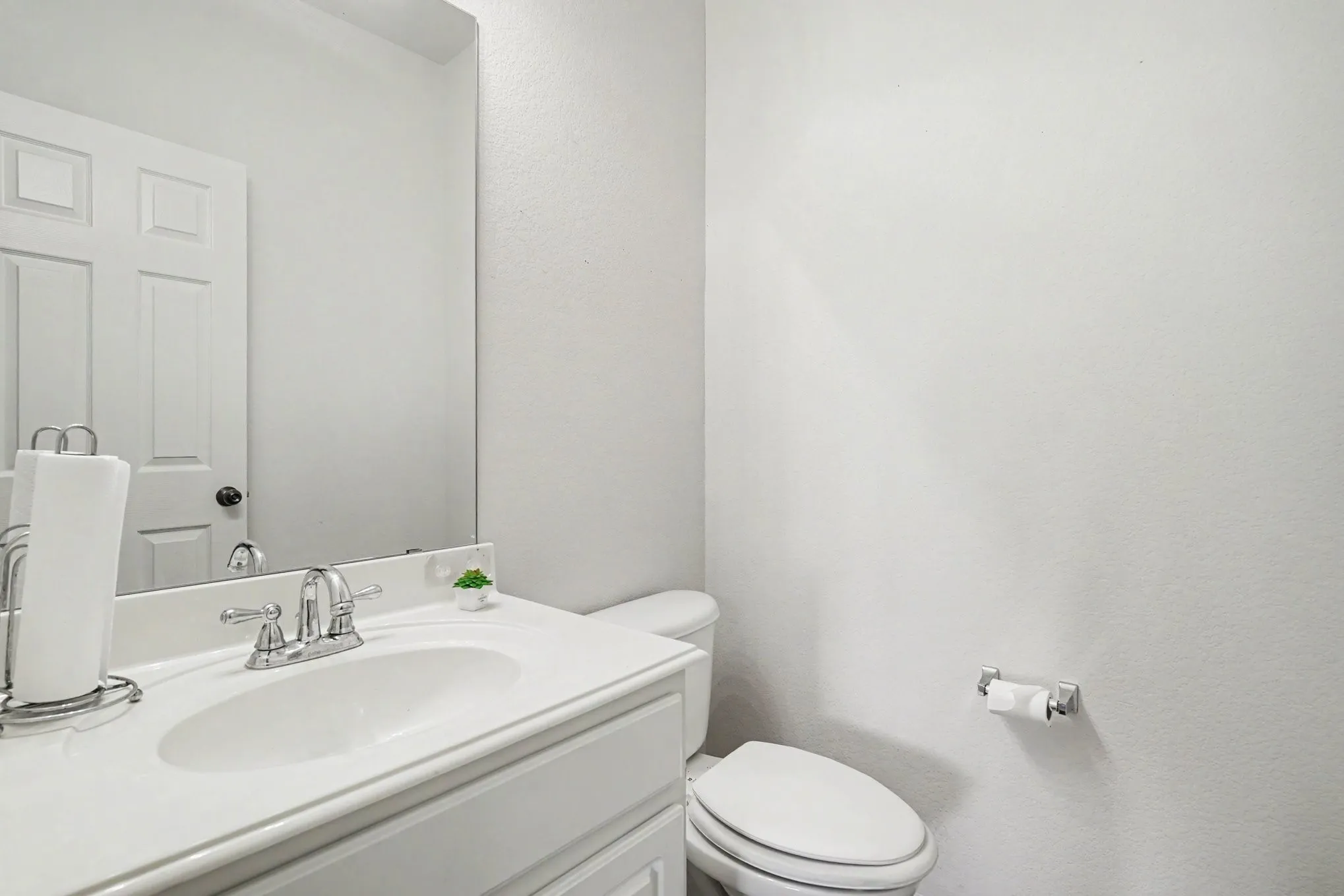 Single Family Residence For Sale in Tarrant County , 4509 Mallow Oak Drive, Fort Worth, Texas 76123, 3 Bedroom, 3 Bathroom, 2 Garage spaces, 2,897 Sqft, built in 2005, Price $349,988, mls#21354848, Real Estate Agent in Fort Worth, Homes For Sale in Tarrant county, Homes For Sale in Fort Worth, Realtor in Fort Worth Texas, Real Estate Brokerage Independent Realty Texas, Luminita Cordes Realtor