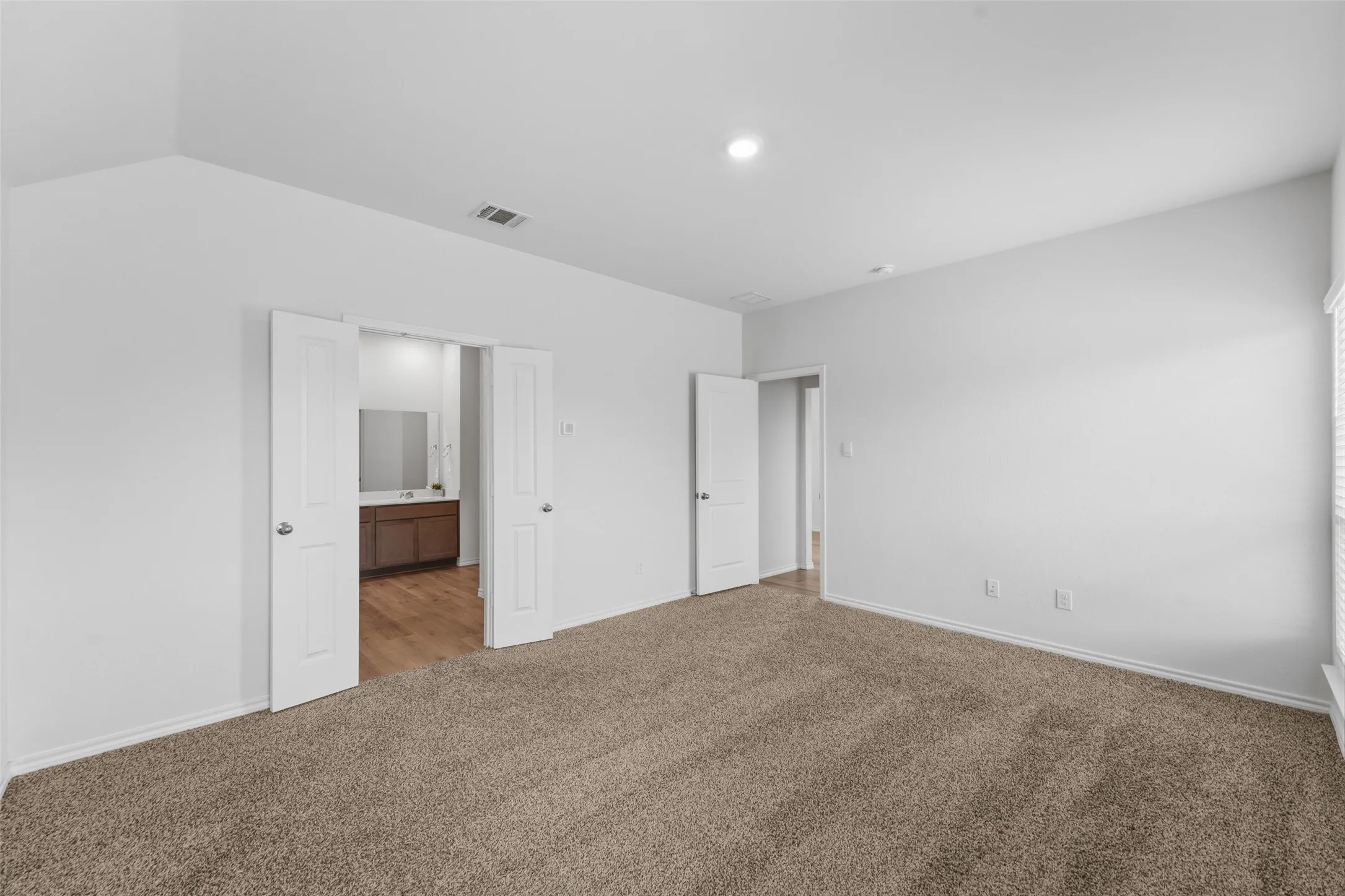 Single Family Residence For Sale in Collin County , 601 Nature Stroll Road, Lavon, Texas 75166, 3 Bedroom, 2 Bathroom, 2 Garage spaces, 1,416 Sqft, built in 2023, mls#21352299, Real Estate Agent in Lavon, Homes For Sale in Collin county, Homes For Sale in Lavon, Realtor in Lavon Texas, Real Estate Brokerage Independent Realty Texas, Luminita Cordes Realtor