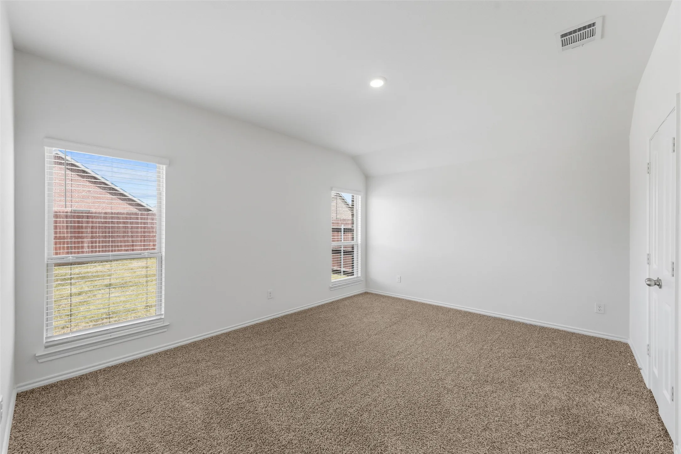 Single Family Residence For Sale in Collin County , 601 Nature Stroll Road, Lavon, Texas 75166, 3 Bedroom, 2 Bathroom, 2 Garage spaces, 1,416 Sqft, built in 2023, mls#21352299, Real Estate Agent in Lavon, Homes For Sale in Collin county, Homes For Sale in Lavon, Realtor in Lavon Texas, Real Estate Brokerage Independent Realty Texas, Luminita Cordes Realtor
