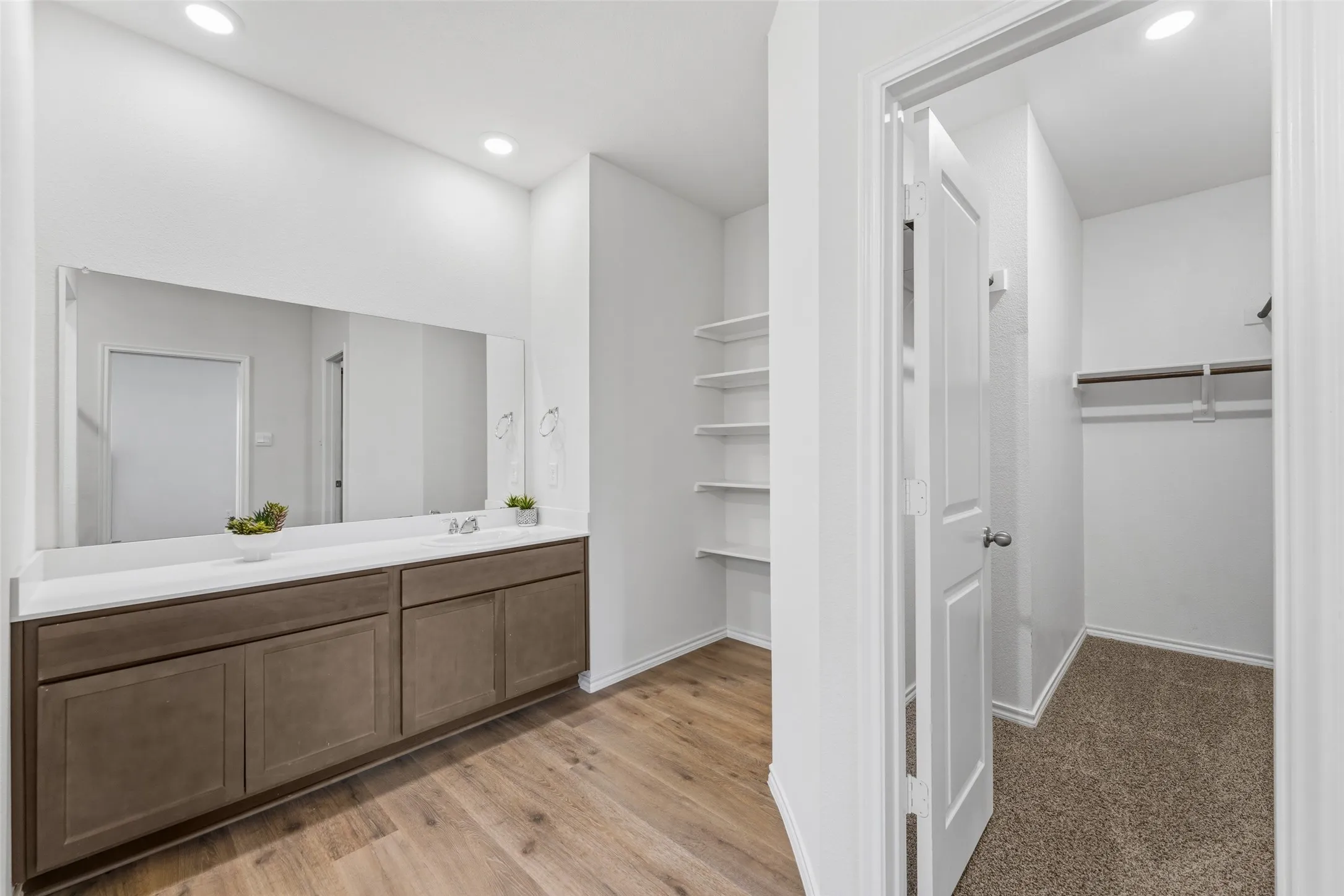 Single Family Residence For Sale in Collin County , 601 Nature Stroll Road, Lavon, Texas 75166, 3 Bedroom, 2 Bathroom, 2 Garage spaces, 1,416 Sqft, built in 2023, mls#21352299, Real Estate Agent in Lavon, Homes For Sale in Collin county, Homes For Sale in Lavon, Realtor in Lavon Texas, Real Estate Brokerage Independent Realty Texas, Luminita Cordes Realtor