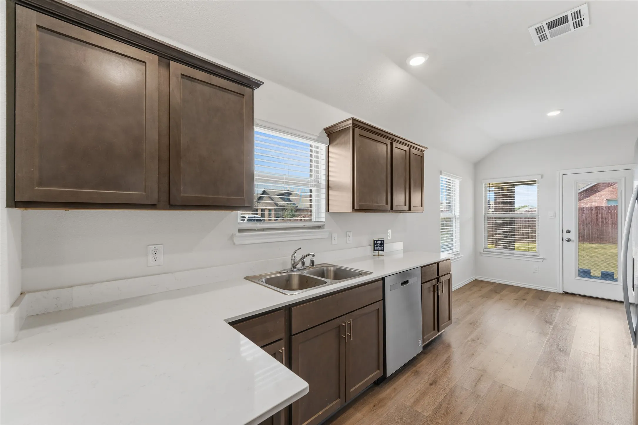 Single Family Residence For Rent in Collin County , 601 Nature Stroll Road, Lavon, Texas 75166, 3 Bedroom, 2 Bathroom, 2 Garage spaces, 1,416 Sqft, built in 2023, Price $2,300, mls#21352330, Real Estate Agent in Lavon, Homes For Rent in Collin county, Homes For Rent in Lavon, Realtor in Lavon Texas, Real Estate Brokerage Independent Realty Texas, Luminita Cordes Realtor