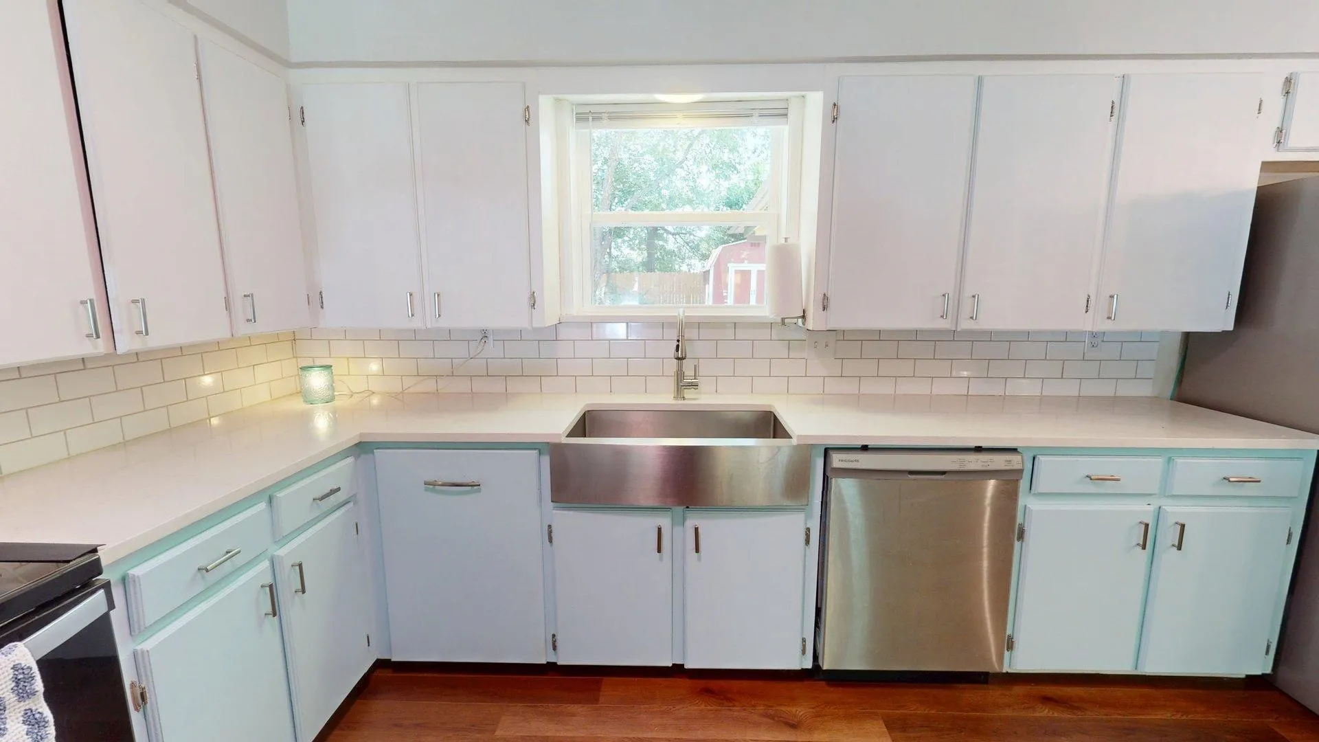 Single Family Residence For Sale in Henderson County , 3308 Bogota Street, Athens, Texas 75752, 3 Bedroom, 2 Bathroom, 2 Garage spaces, 1,817 Sqft, built in 1976, mls#21354011, Real Estate Agent in Athens, Homes For Sale in Henderson county, Homes For Sale in Athens, Realtor in Athens Texas, Real Estate Brokerage Independent Realty Texas, Luminita Cordes Realtor