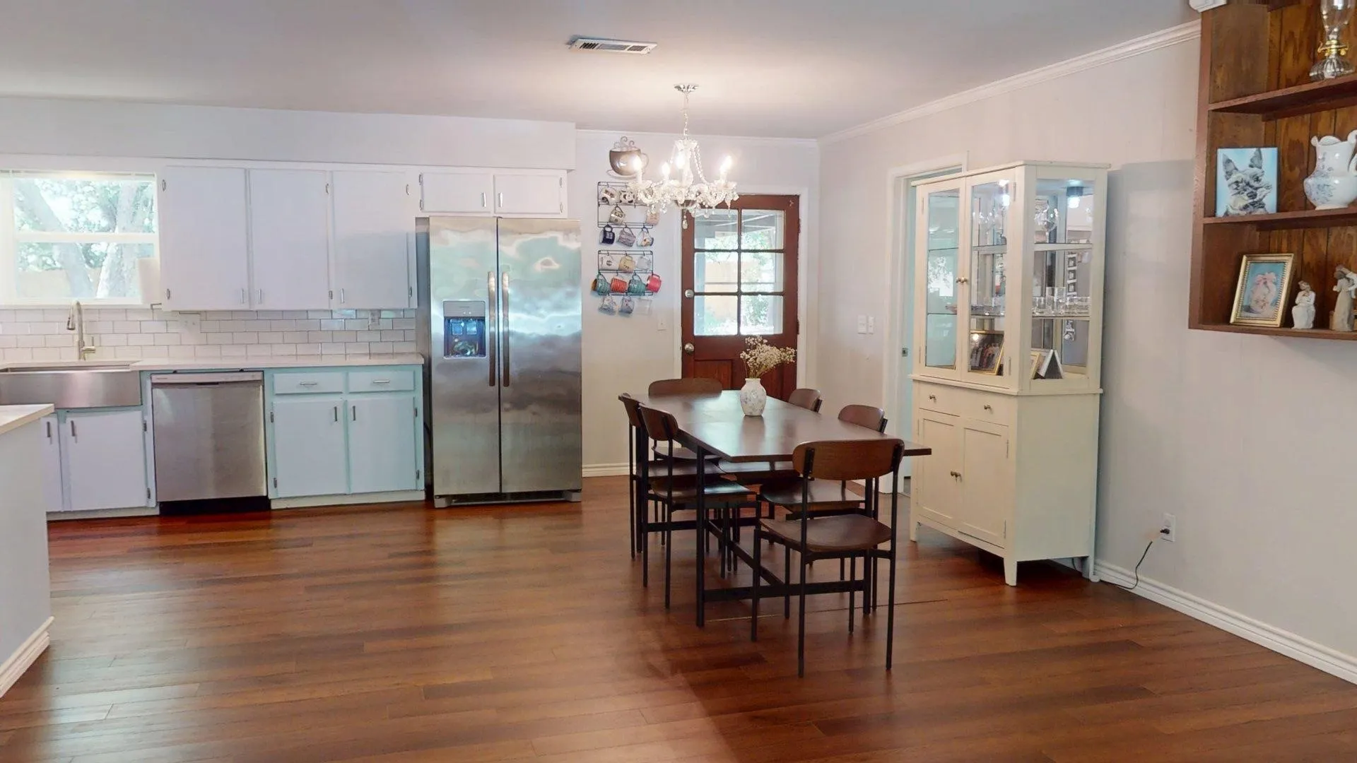 Single Family Residence For Sale in Henderson County , 3308 Bogota Street, Athens, Texas 75752, 3 Bedroom, 2 Bathroom, 2 Garage spaces, 1,817 Sqft, built in 1976, mls#21354011, Real Estate Agent in Athens, Homes For Sale in Henderson county, Homes For Sale in Athens, Realtor in Athens Texas, Real Estate Brokerage Independent Realty Texas, Luminita Cordes Realtor