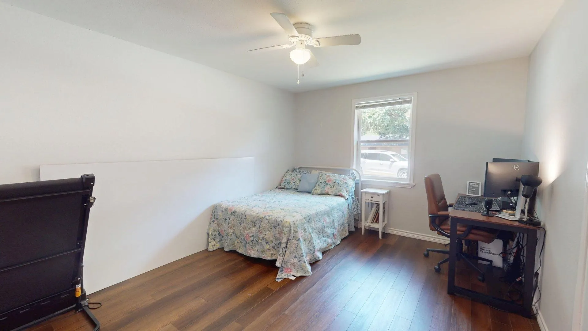Single Family Residence For Sale in Henderson County , 3308 Bogota Street, Athens, Texas 75752, 3 Bedroom, 2 Bathroom, 2 Garage spaces, 1,817 Sqft, built in 1976, mls#21354011, Real Estate Agent in Athens, Homes For Sale in Henderson county, Homes For Sale in Athens, Realtor in Athens Texas, Real Estate Brokerage Independent Realty Texas, Luminita Cordes Realtor