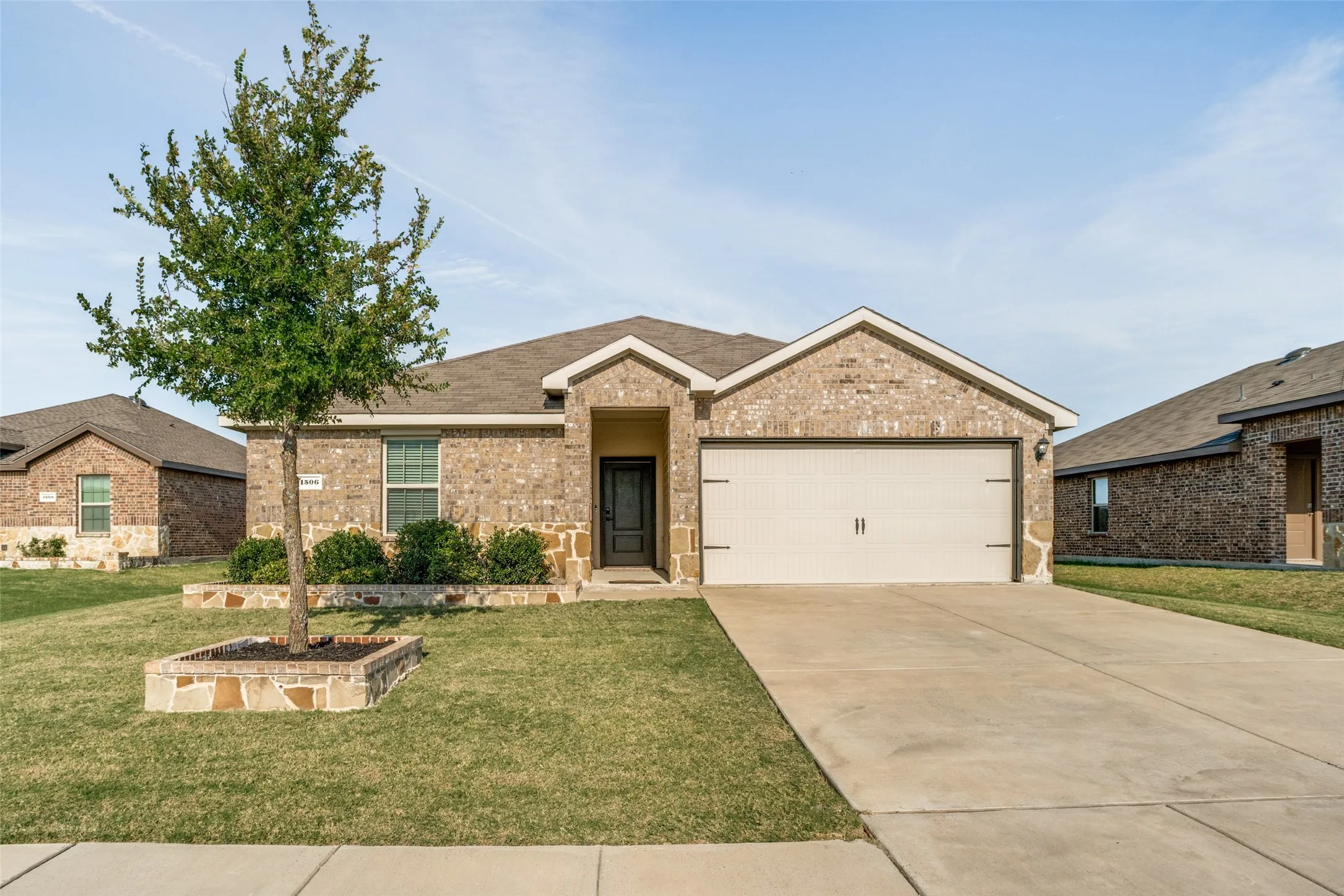 Single Family Residence For Sale in Collin County , 1506 Buckaroo Lane, Josephine, Texas 75189, 3 Bedroom, 2 Bathroom, 2 Garage spaces, 1,457 Sqft, built in 2021, mls#21353849, Real Estate Agent in Josephine, Homes For Sale in Collin county, Homes For Sale in Josephine, Realtor in Josephine Texas, Real Estate Brokerage Independent Realty Texas, Luminita Cordes Realtor